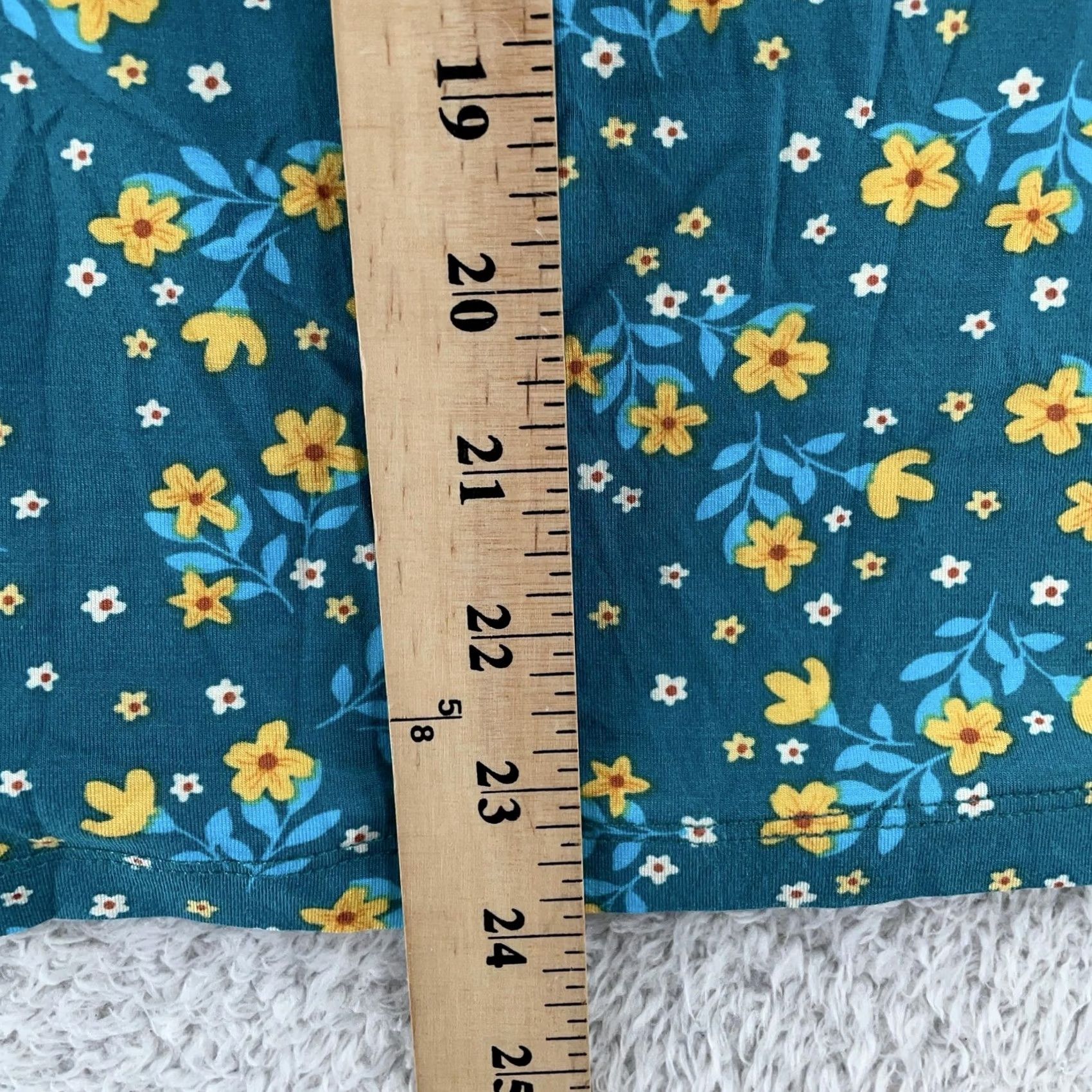 Vintage LuLaRoe Alli Shirt Womens XL Teal Floral Rayon Spandex Short Sleeve Crewneck Top Shirt Womens XL Floral Blue Crew Neck 90s Inspired Size XL / US 12-14 / IT 48-50 - 5 Thumbnail