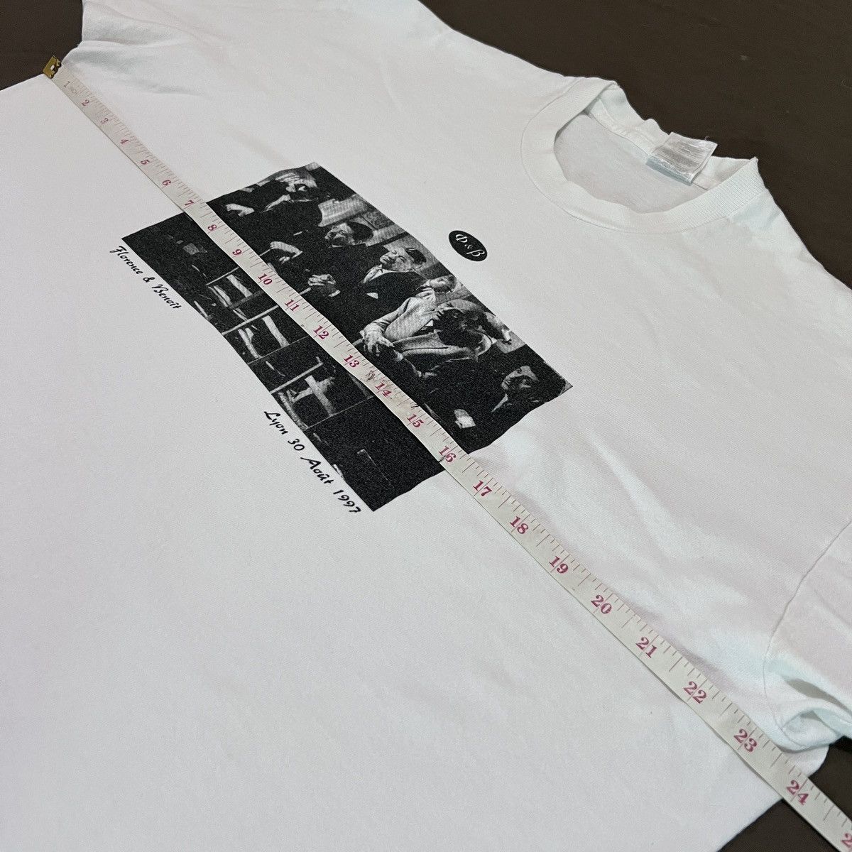 Vintage Vintage Les Tontons flingueurs Crime Comedy Film Movie Tee Size US XL / EU 56 / 4 - 9 Thumbnail