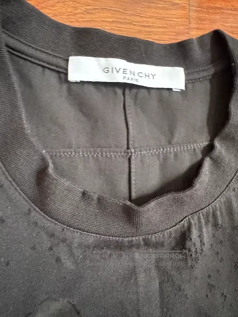 Givenchy Givenchy Distressed T-shirt Size US XXS / EU 40 - 2 Thumbnail