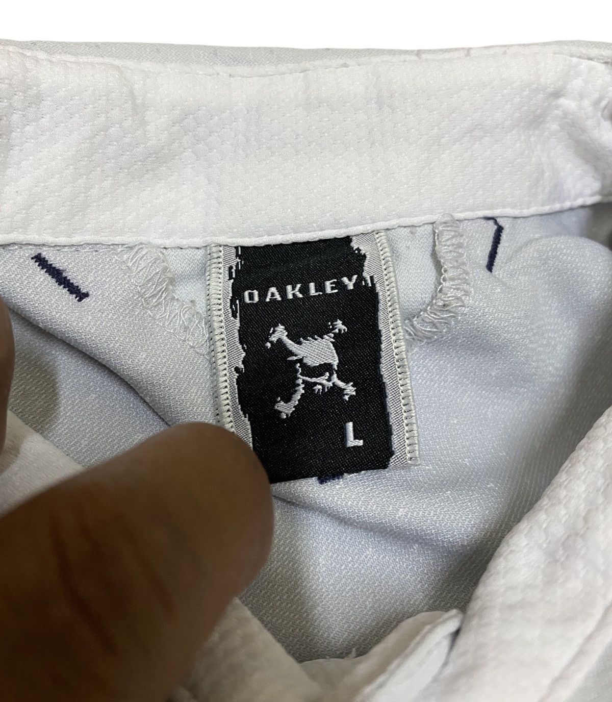 Oakley × Vintage ☠️ Oakley Techwear Skull Diverse WV Shirt (C3) Size US L / EU 52-54 / 3 - 6 Thumbnail