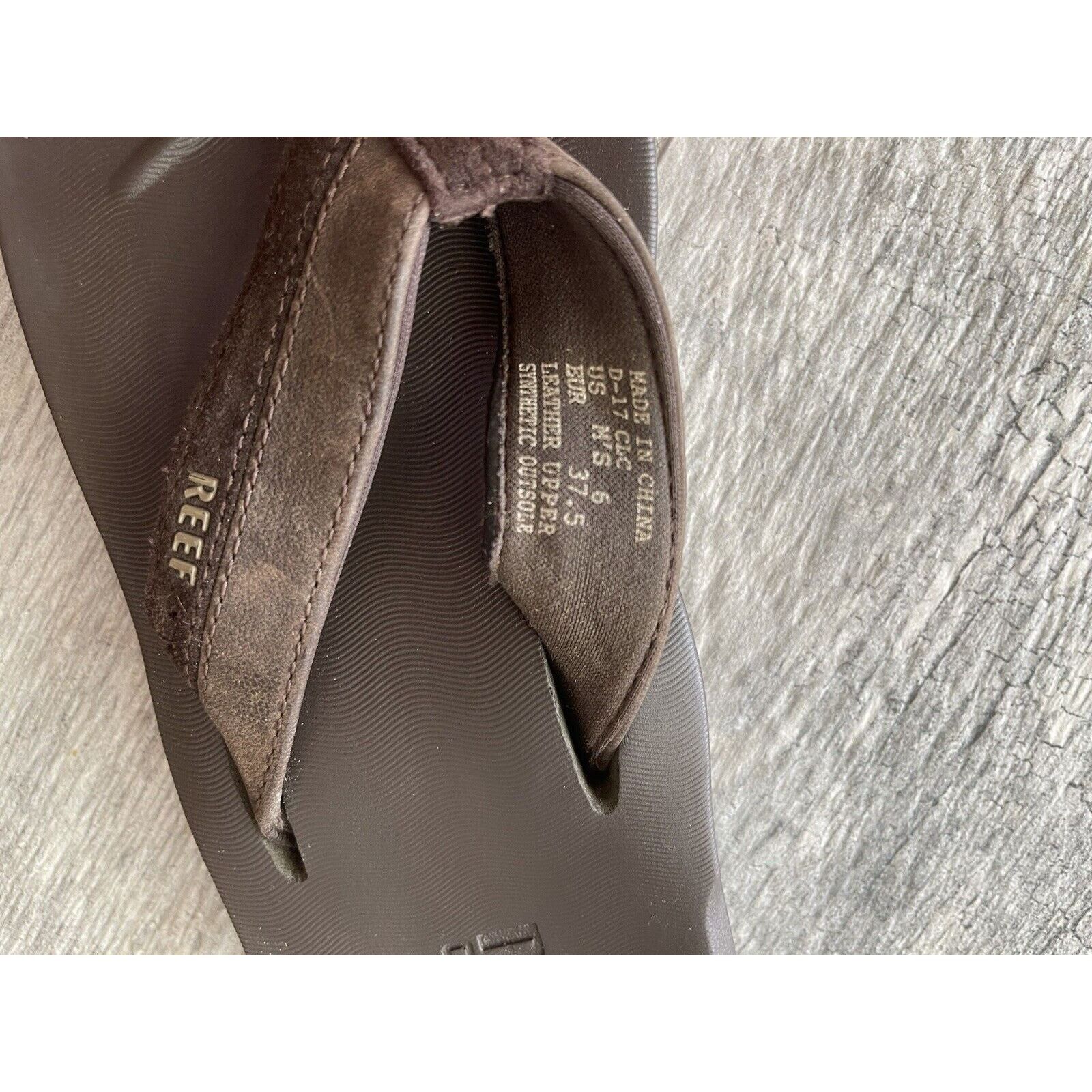 REEF Reef Mens Flip Flops Size 6 Cushion Leather Upper Size US 6 / EU 39 - 6 Thumbnail
