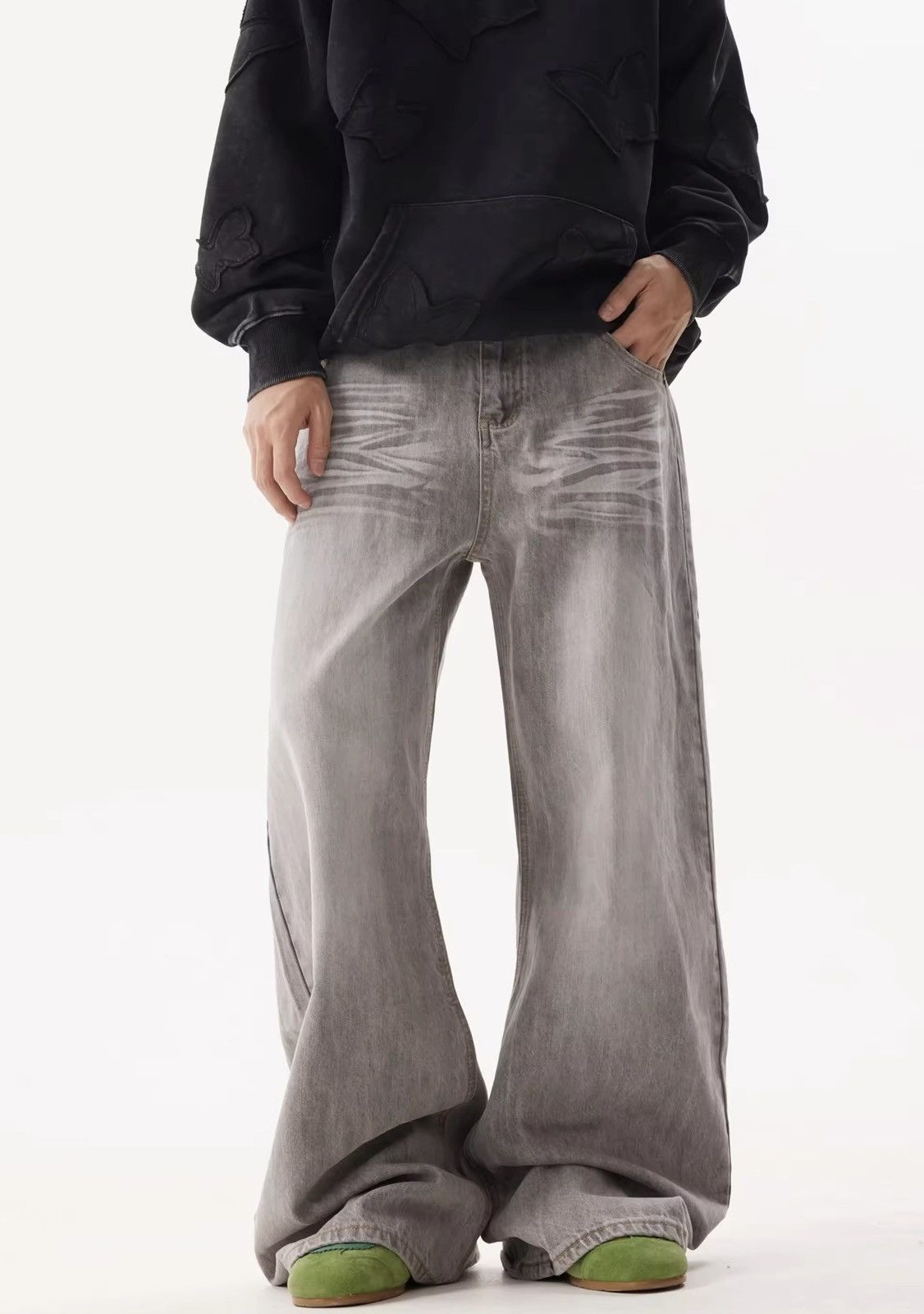 Japanese Brand × Vintage Vintage Washed Worn-out Loose Jeans Size US 29 - 4 Thumbnail