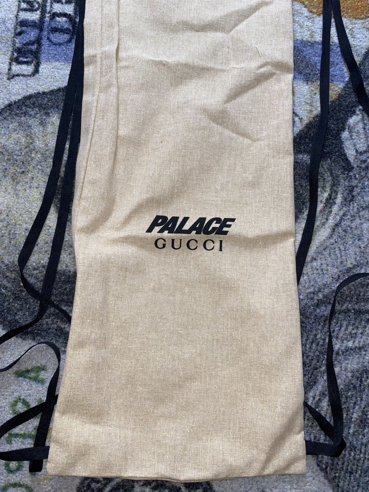 Gucci × Palace Palace x Gucci Skateboard Deck Drawstring Dust Bag Backpack Size ONE SIZE - 1 Thumbnail