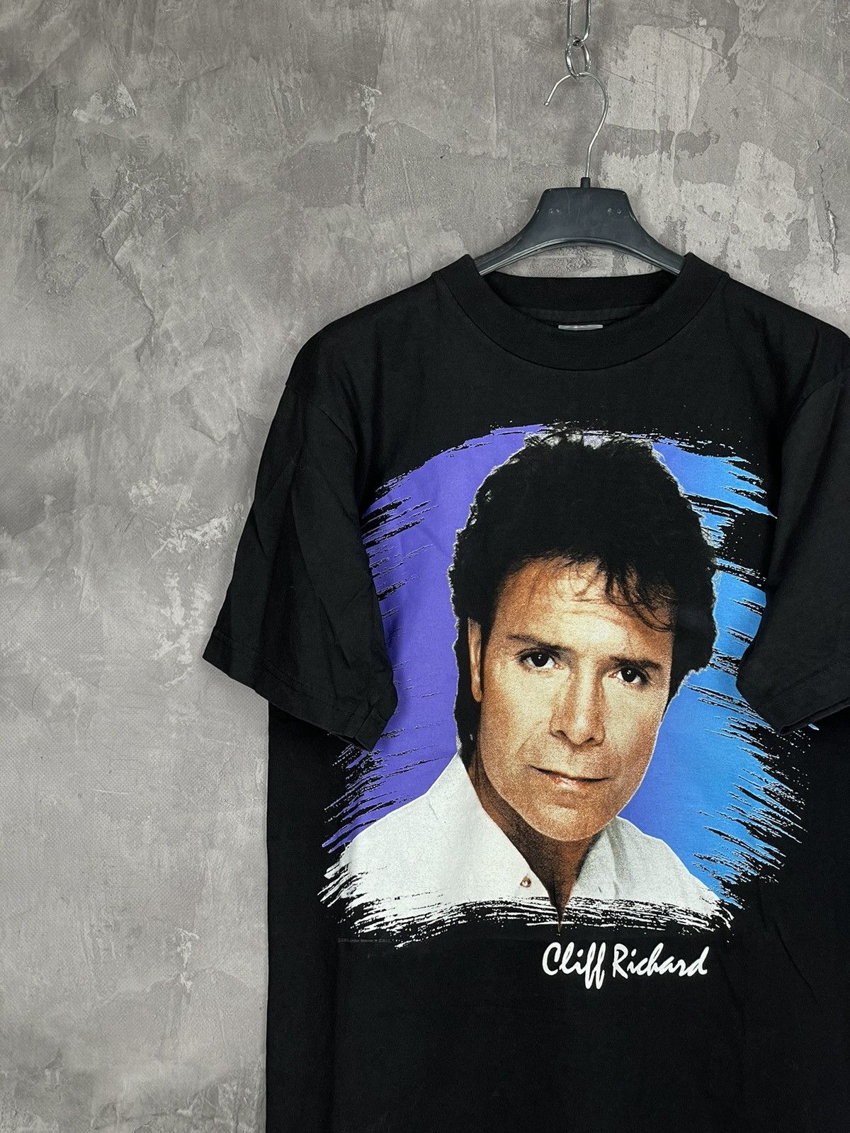 Band Tees × Vintage Cliff Richard Access All Areas Tour TShirt 90s Pop Rock Roll Size US M / EU 48-50 / 2 - 4 Thumbnail