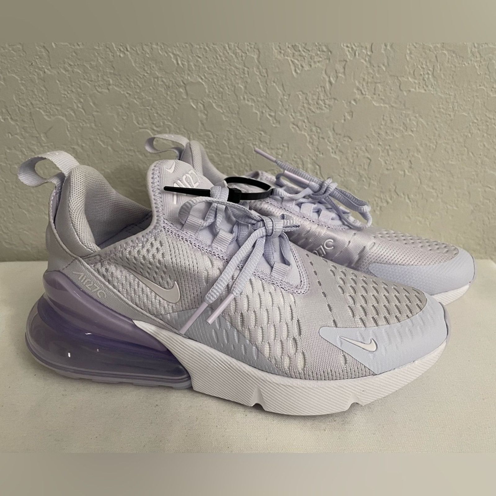 Nike Nike Air Max 270 in Amethyst Tint White Sneaker Women Size 6 Size US 6 / IT 36 - 1 Thumbnail