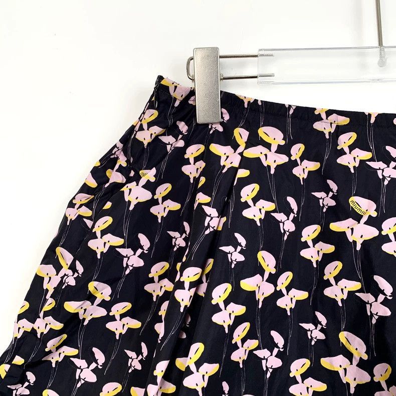 Prada MiuMiu Black Skirt with Bow Print -2505 Size US 42 / EU 58 - 3 Thumbnail