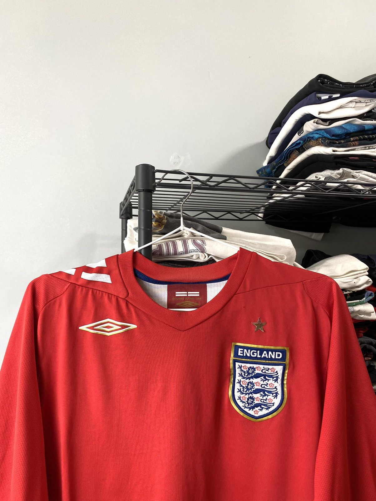 Umbro Vintage 06-08 Umbro England Soccer Jersey T Shirt Size US M / EU 48-50 / 2 - 3 Thumbnail