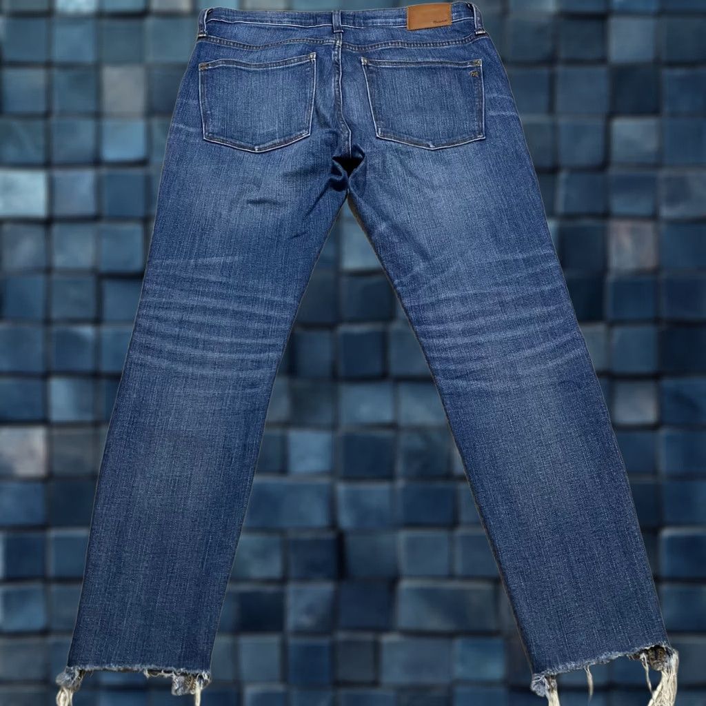 Madewell Madewell Jeans Womens 30 Blue Denim High Rise Skinny Crop Distressed Curvy Jeans Size 30" / US 8 / IT 44 - 1 Thumbnail