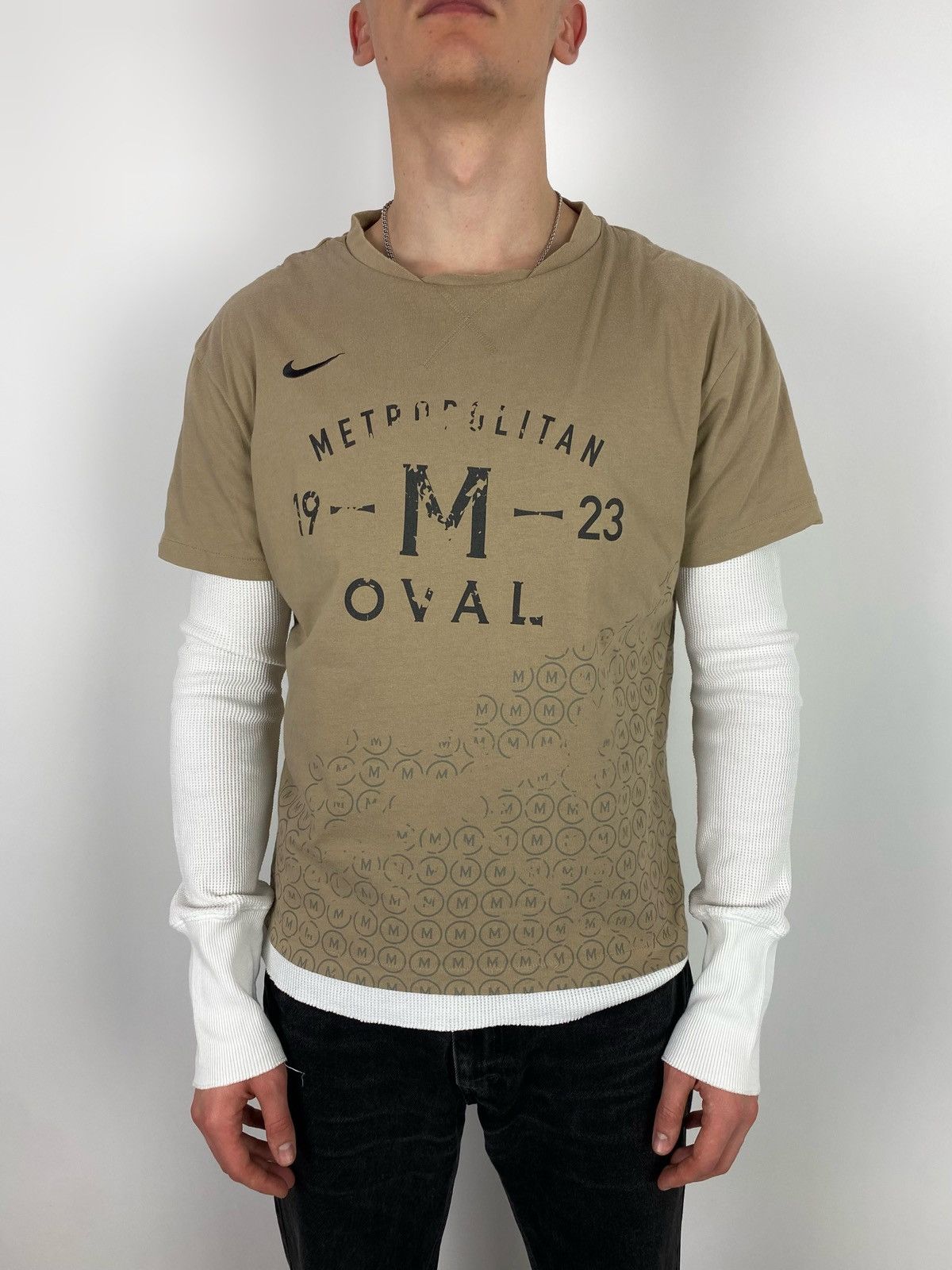 Nike × Vintage 00’s Vintage Nike Layered Metropolitan Oval L/S T-Shirt Size US L / EU 52-54 / 3 - 13 Thumbnail