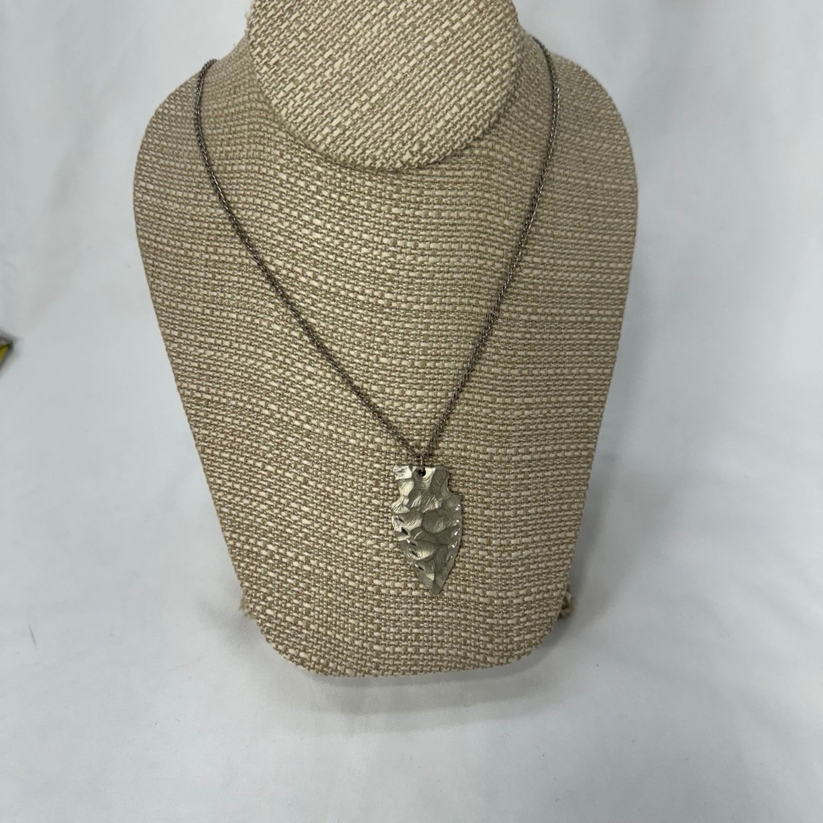 Handmade VTG silver arrowhead pendant Size ONE SIZE - 1 Thumbnail