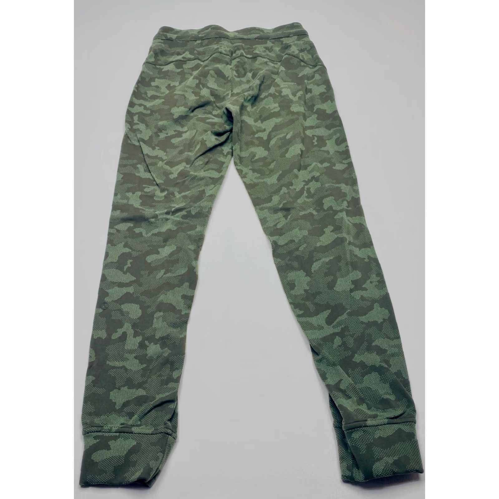 Lululemon VINTAGE Lululemon Ready To Rulu Jogger 29” Women’s Size 6 in Camo Dark Olive Green Twill Size 28" / US 6 / IT 42 - 7 Thumbnail