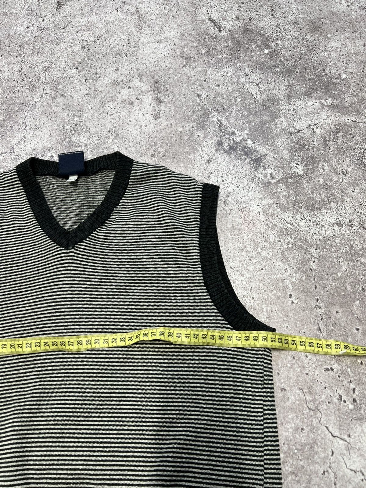 Dolce & Gabbana Dolce & Gabbana Striped Sweater Vest Wool Y2K Size L-M 52 Size US L / EU 52-54 / 3 - 16 Thumbnail