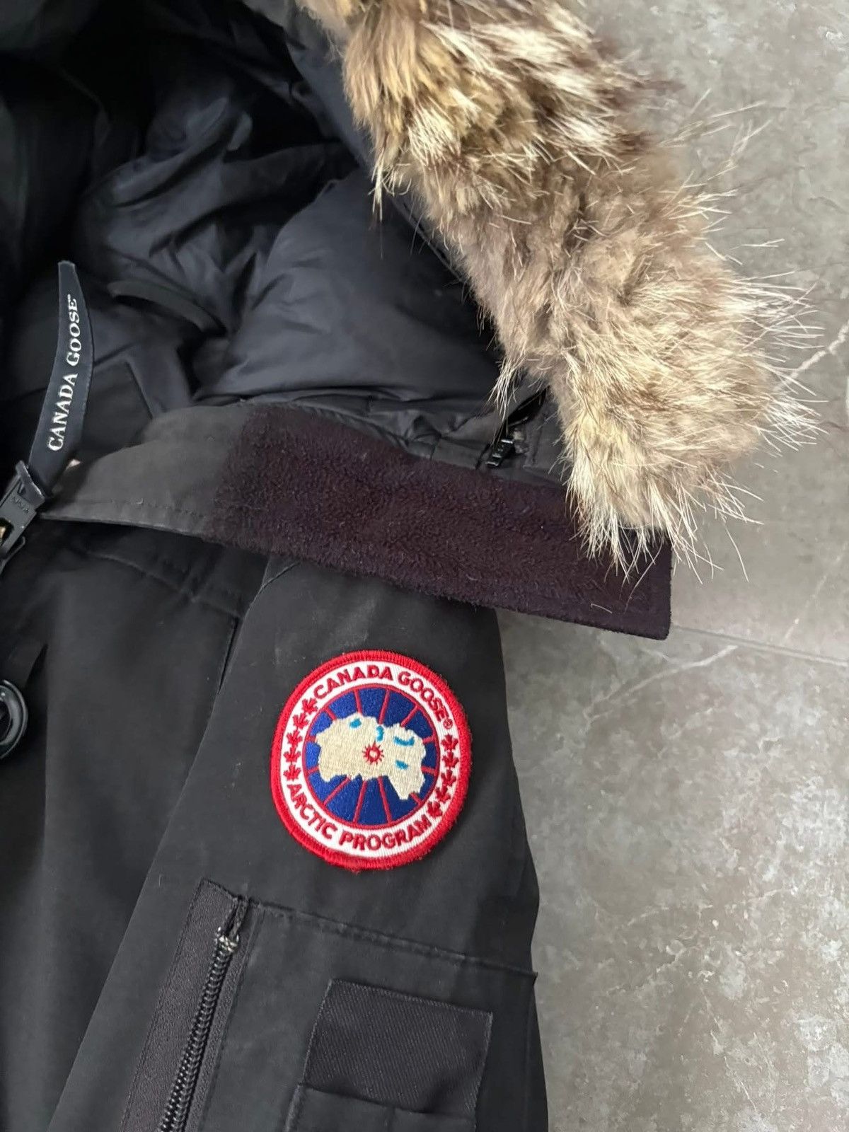 Canada Goose Canada Goose Women's Montebello Parka Down Jacket Size S / US 4 / IT 40 - 2 Thumbnail