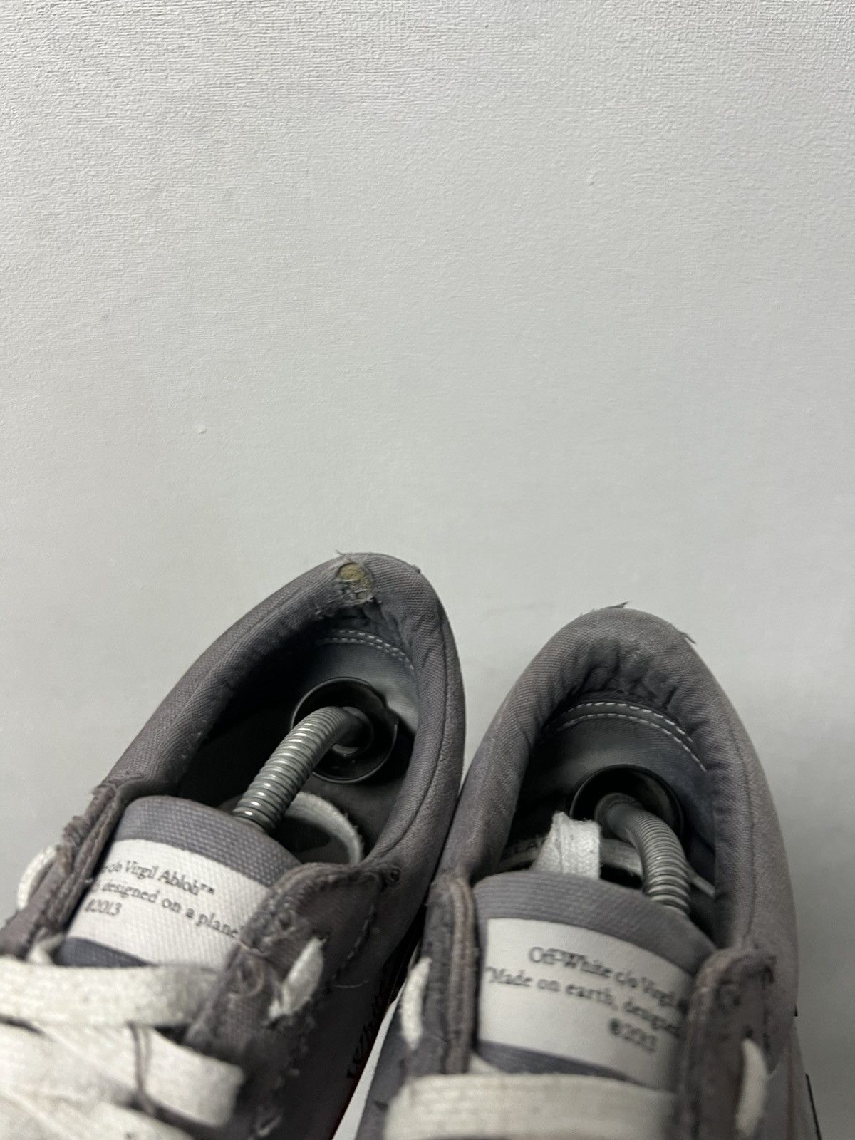 Off-White Off-White Vulcanized Suede Luxury Gray Sneakers EU43 Shoes Size US 10 / EU 43 - 13 Thumbnail