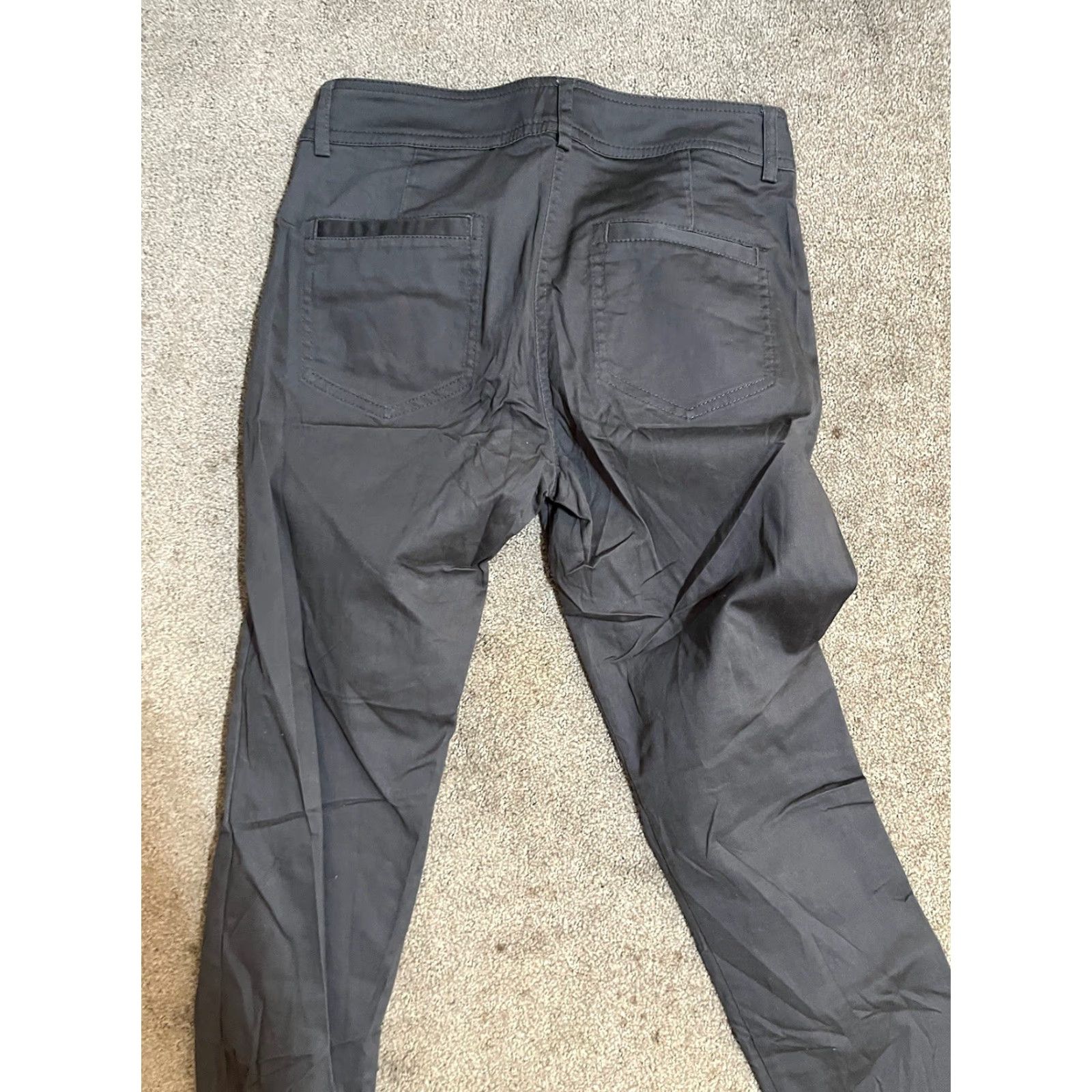 H&M H&M Pants Women 6 Gray Textured Button Waist Tapered Stretch Chino Flat Front Casual Size 28" / US 6 / IT 42 - 4 Thumbnail