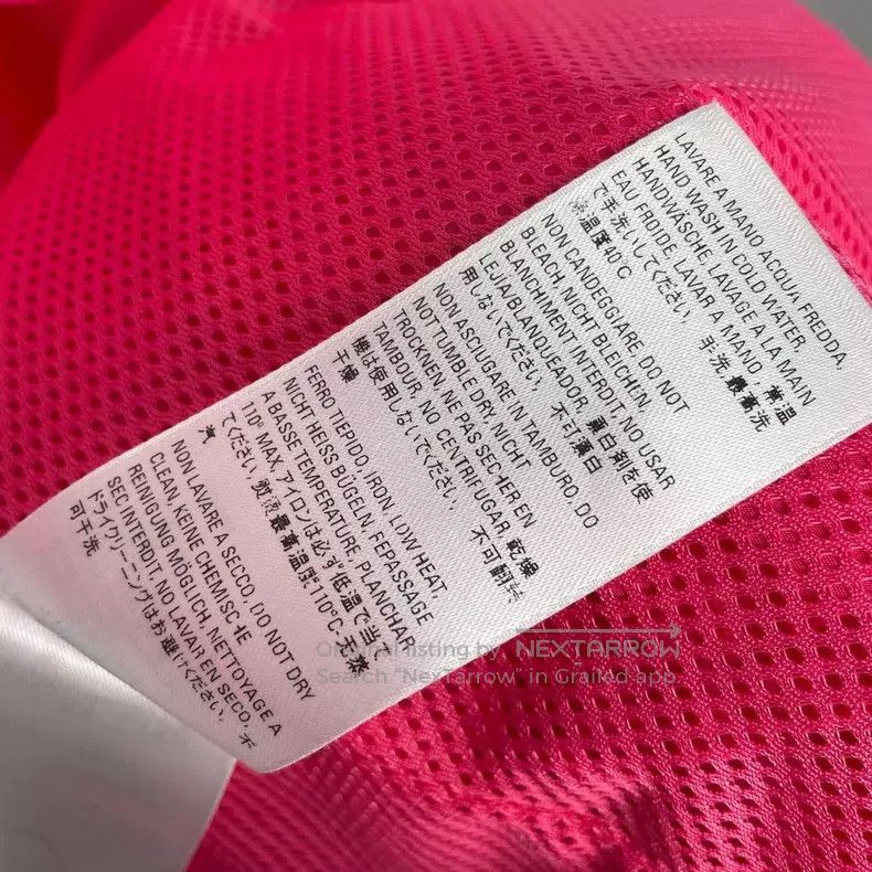 Balenciaga Balenciaga Dragon fruit color windbreaker Size US S / EU 44-46 / 1 - 5 Thumbnail
