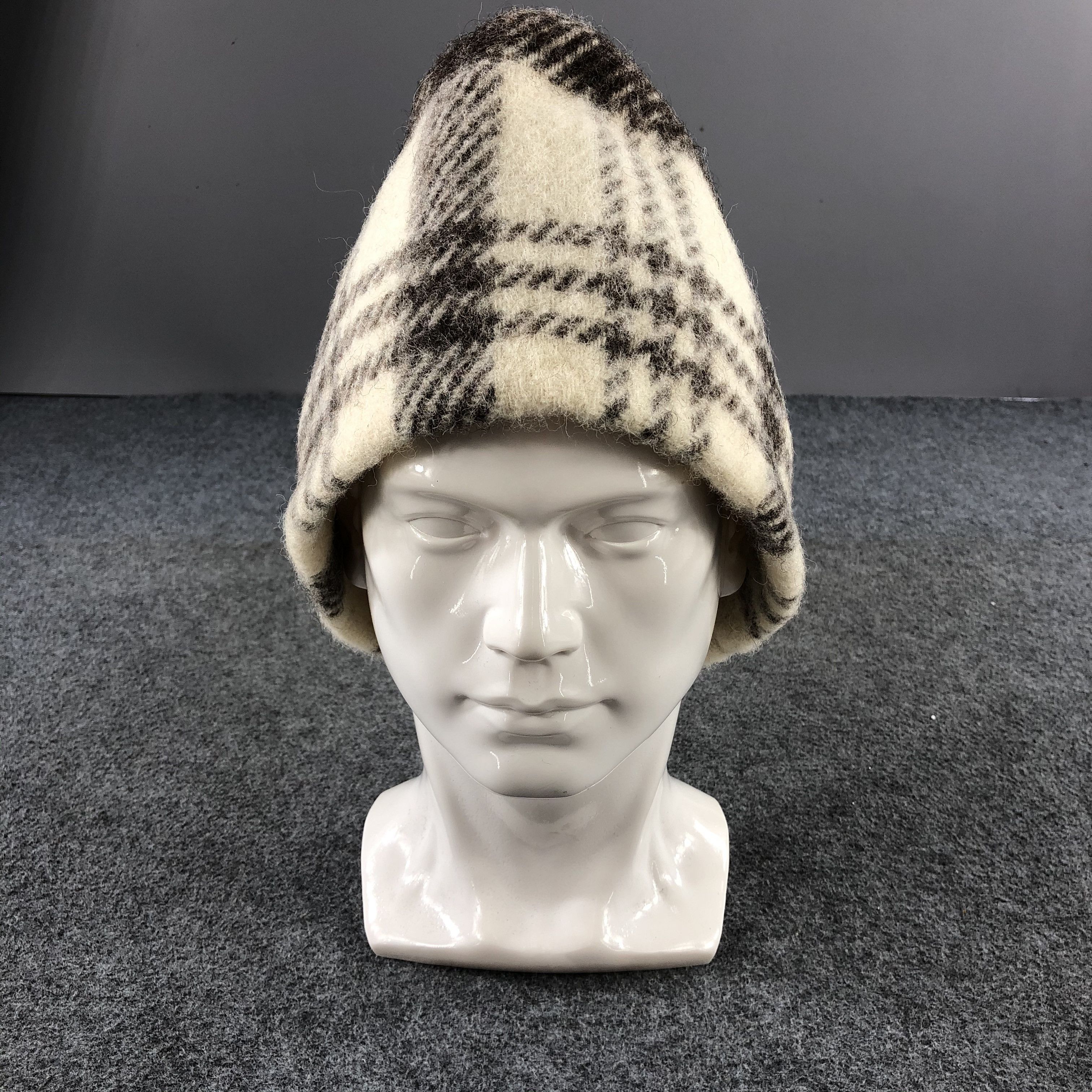 Vintage Unknown Tartan Wool Beanie Snowcap Snow Hat B479 Size ONE SIZE - 2 Thumbnail