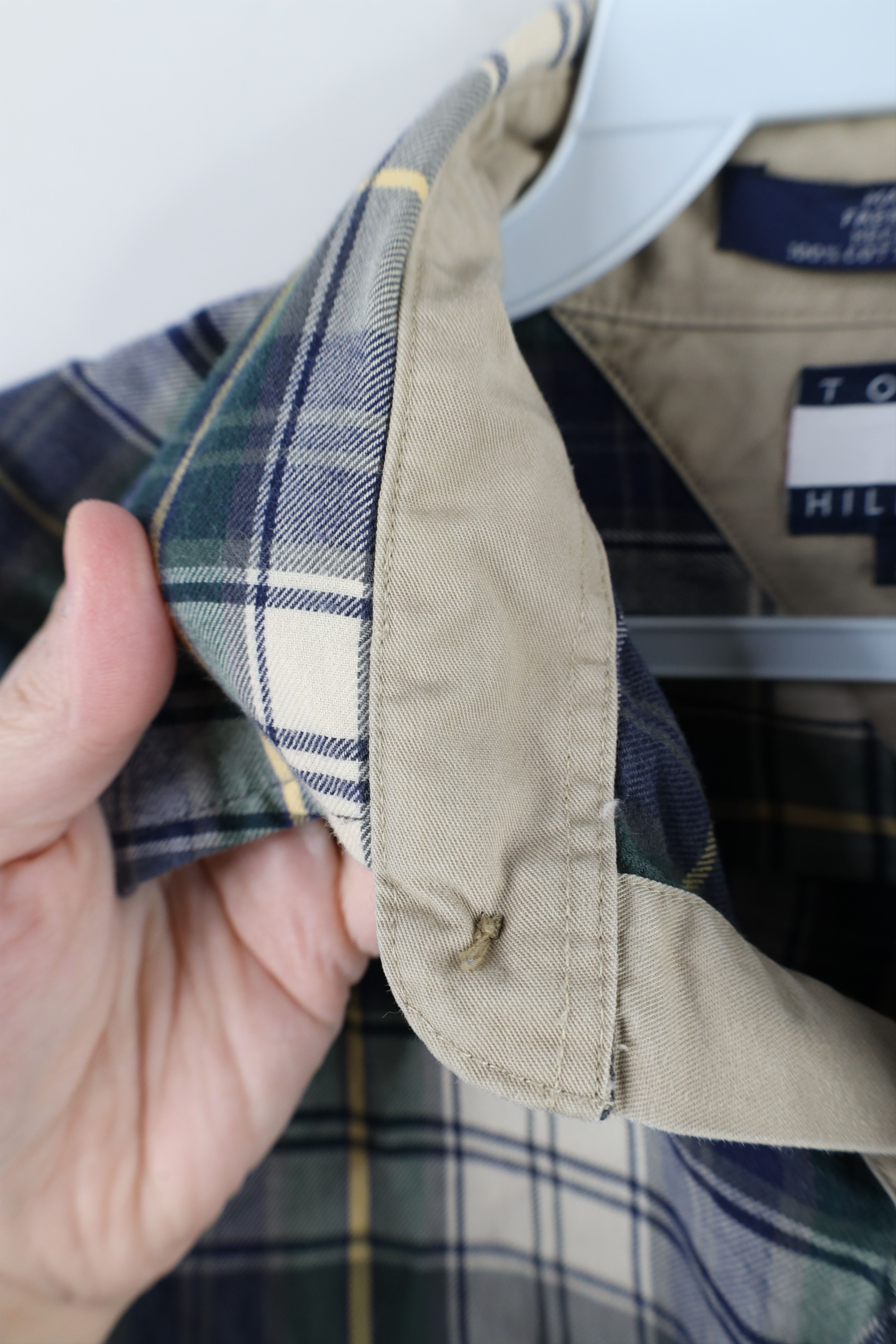 Tommy Hilfiger × Vintage Vintage 90s Tommy Hilfiger Collared Button Shirt Plaid Size US S / EU 44-46 / 1 - 7 Thumbnail
