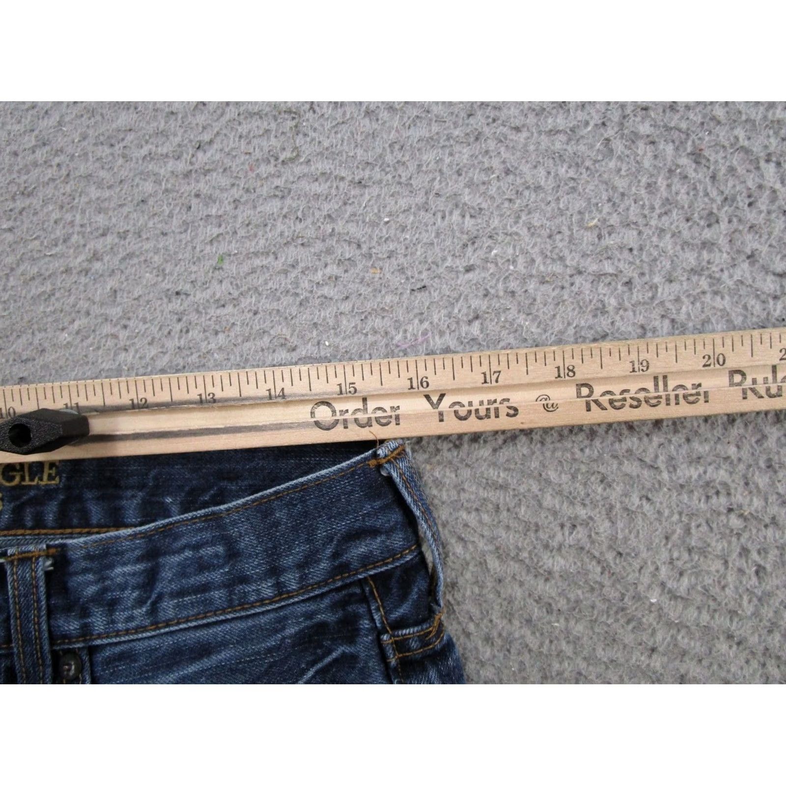 American Eagle Outfitters American Eagle Outfitters Jeans Mens Size 30x34 Straight 5-Pocket Denim Blue Mid Rise 30 in Waist Regular Fit Vintage? Size US 30 / EU 46 - 7 Thumbnail
