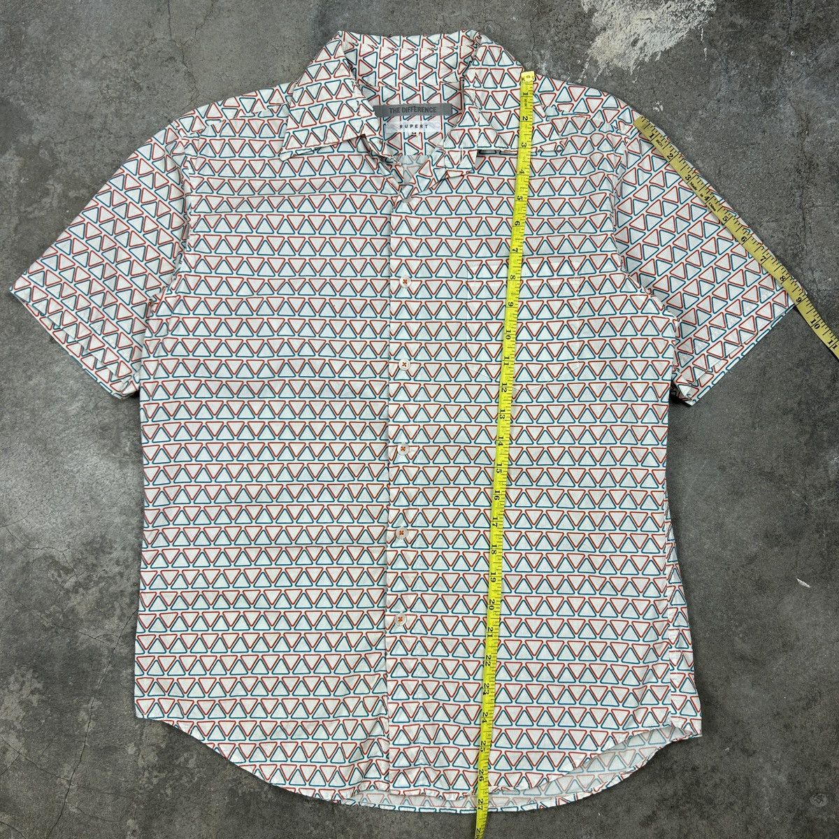 Japanese Brand 1990s Rupert - The Difference Shirt Size US M / EU 48-50 / 2 - 6 Thumbnail