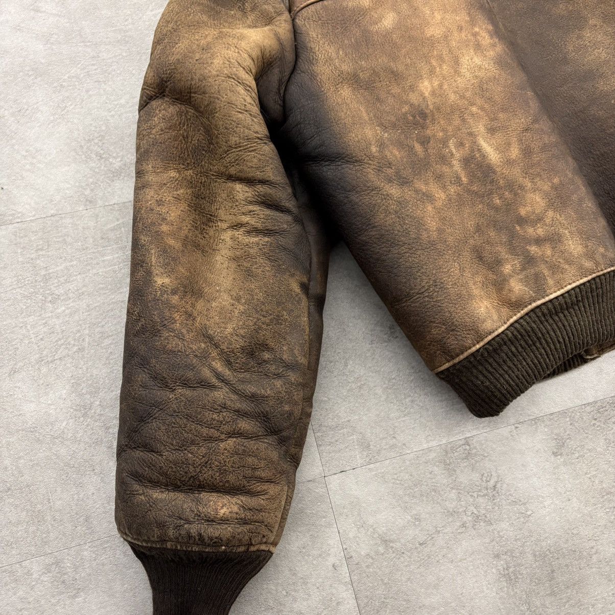 Schott Schott B-6 Sheepskin Flight Jacket – Made in USA (L) Size US L / EU 52-54 / 3 - 9 Thumbnail
