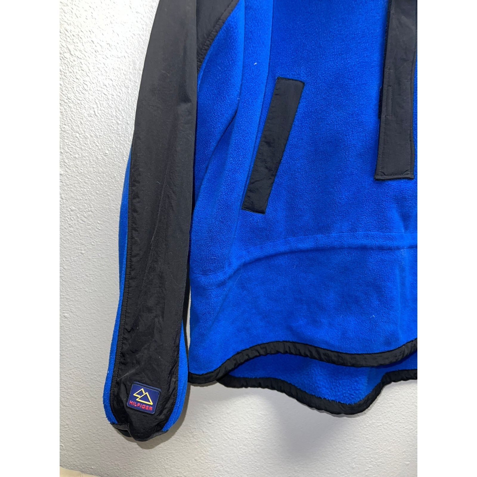Vintage Vintage Tommy Hilfiger Fleece Jacket Blue VTG XL Pullover Size US XL / EU 56 / 4 - 4 Thumbnail