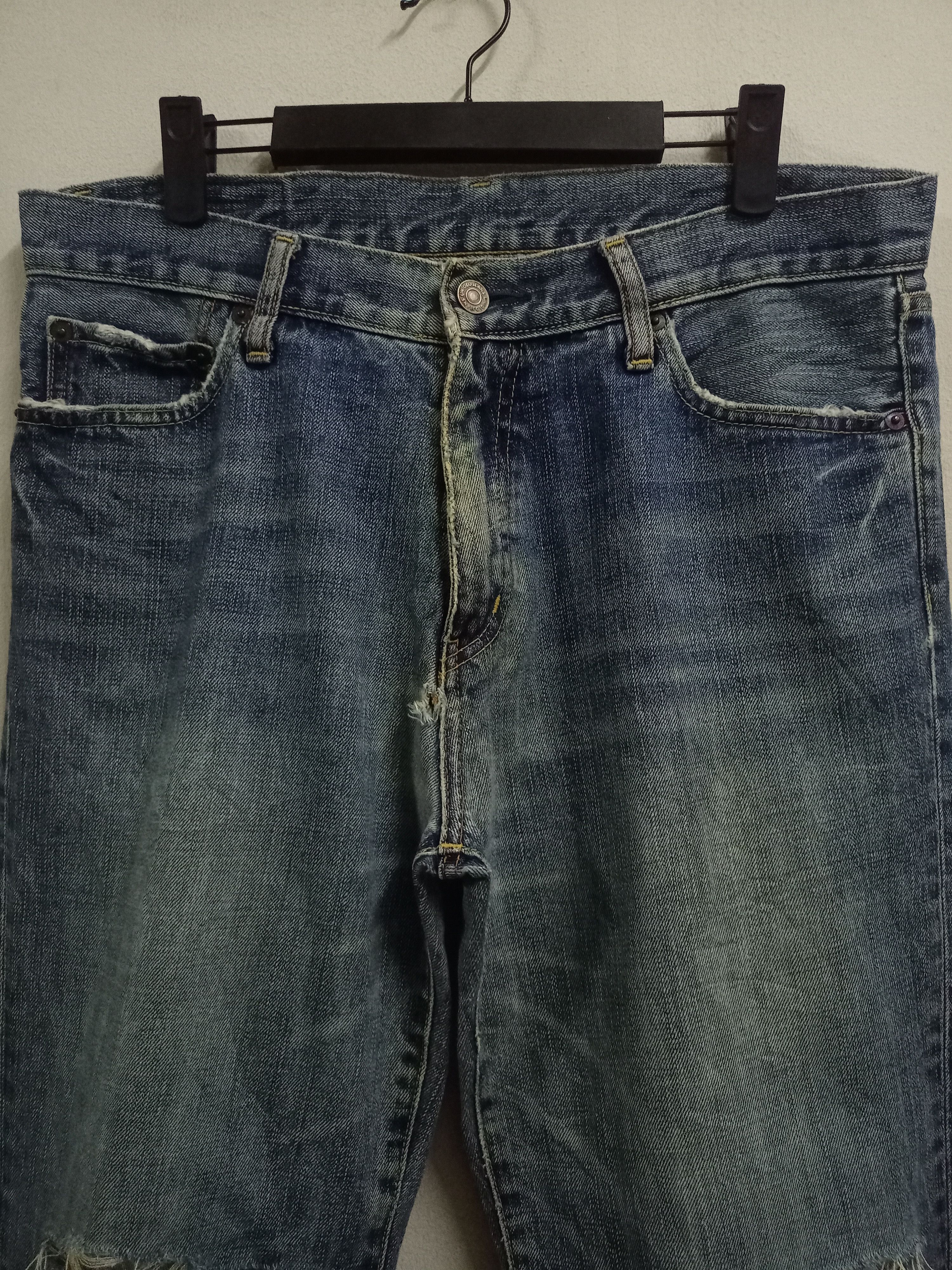 Japanese Brand × Uniqlo S002 Vintage Uniqlo Blue Wash Distressed Baggy Jeans Size US 34 / EU 50 - 4 Thumbnail