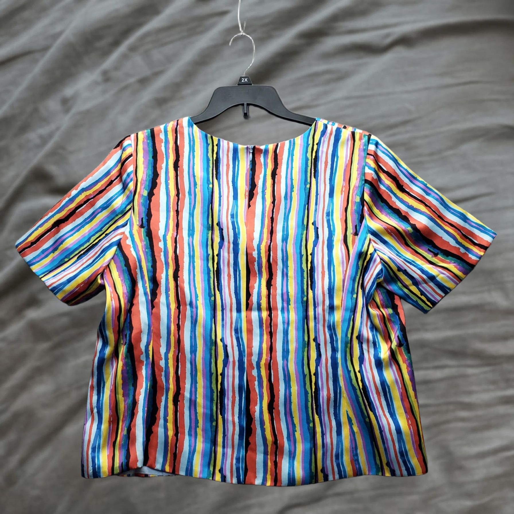 Vintage VINTAGE Gallant New York Blouse Top Womens 14 Multi Striped Silk Round Neck Back Zip Shirt Size XL / US 12-14 / IT 48-50 - 1 Thumbnail