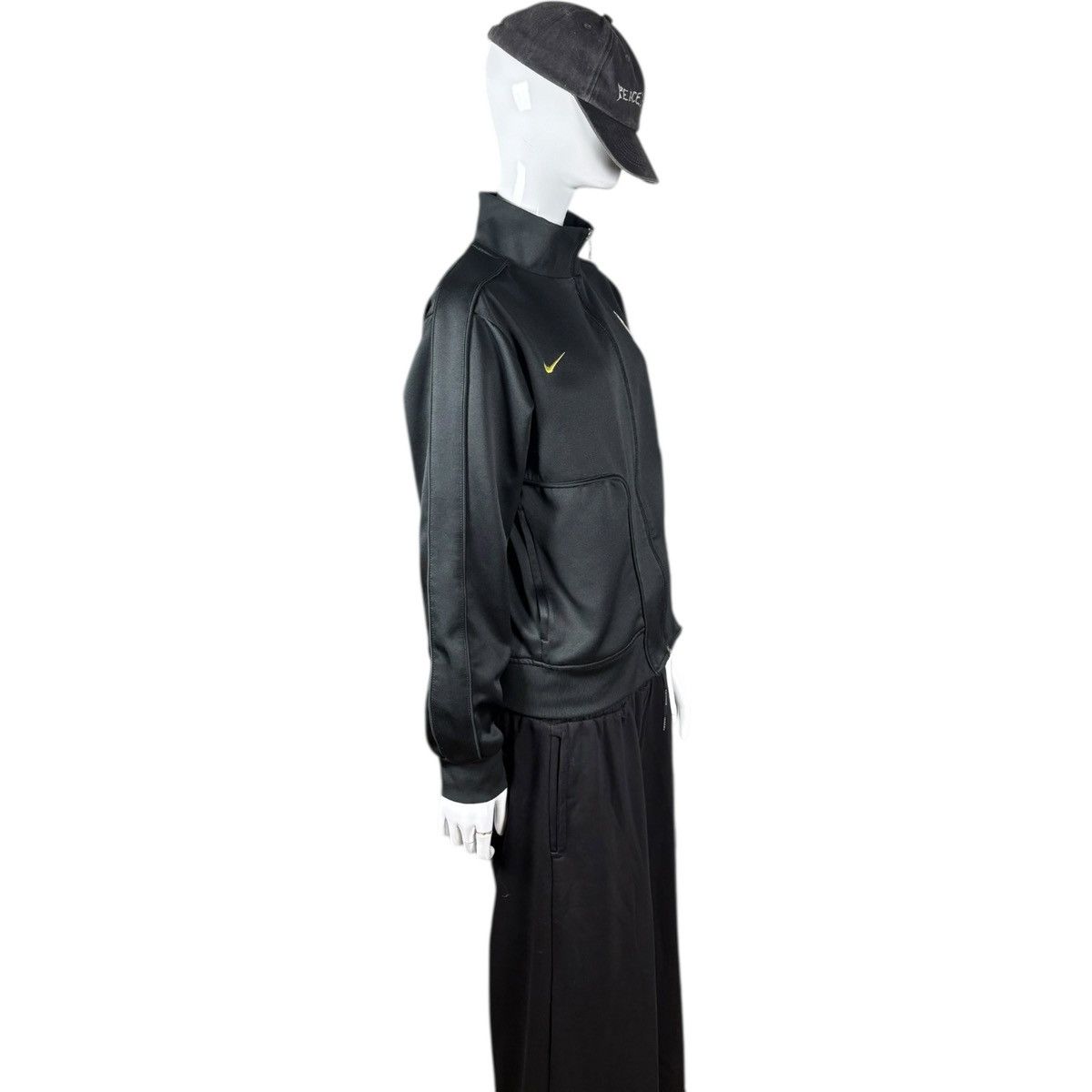 Nike Vintage y2k 90s Nike Juventus Track Jacket Size US M / EU 48-50 / 2 - 2 Thumbnail
