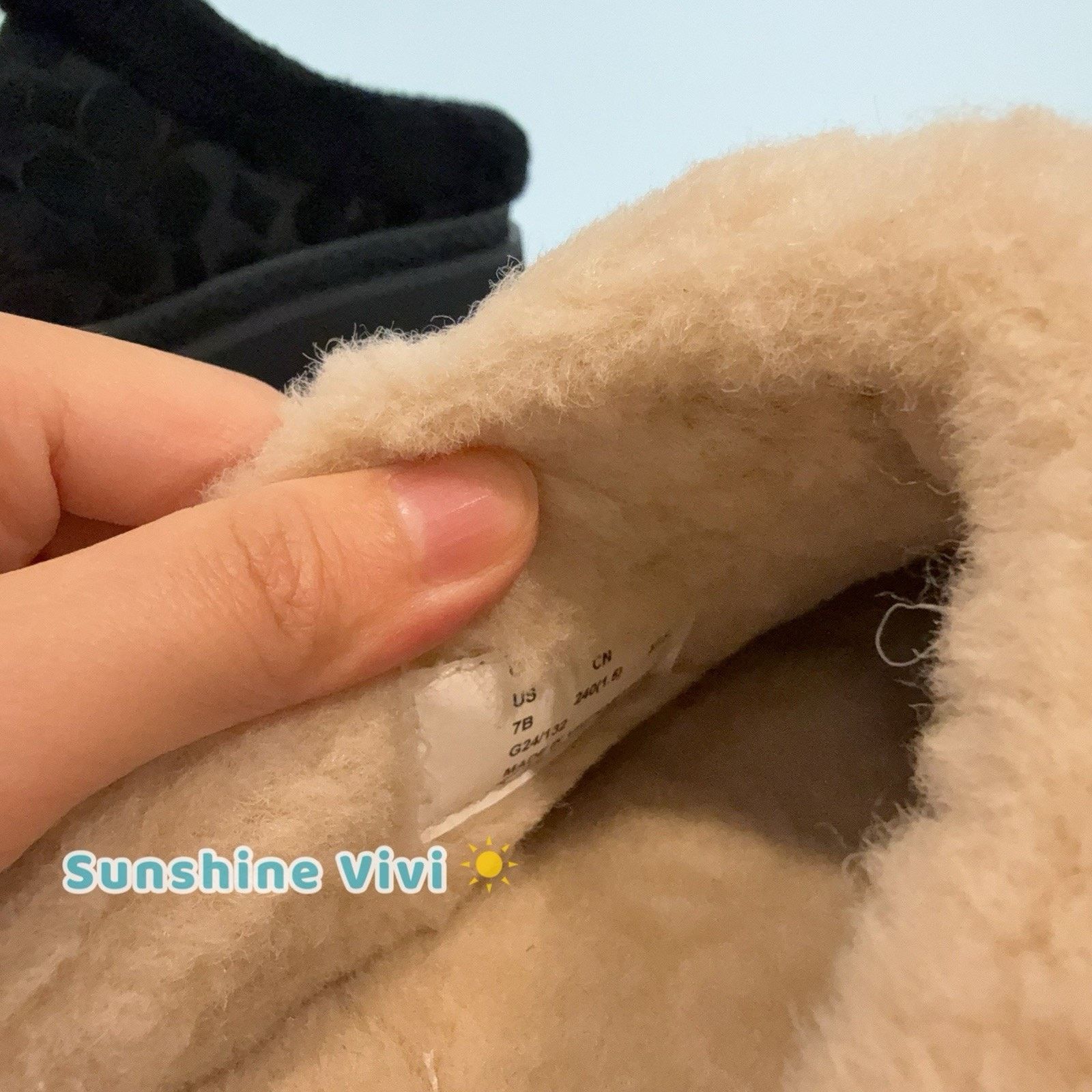 Coach NWT COACH Cecelia Signature Shearling Clog CCO36 Tobacco Size US 7 / IT 37 - 4 Thumbnail