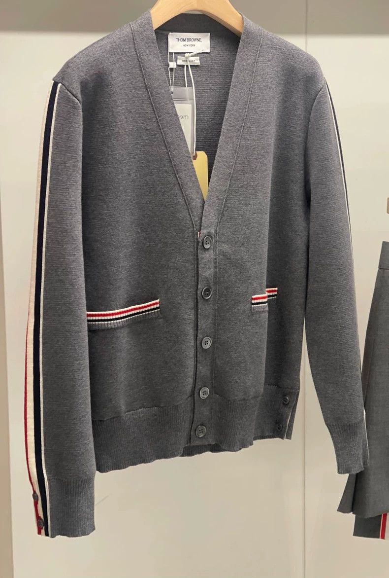 Thom Browne THOM BROWNE Unisex Gray Cardigan - dmc Size US M / EU 48-50 / 2 - 1 Thumbnail