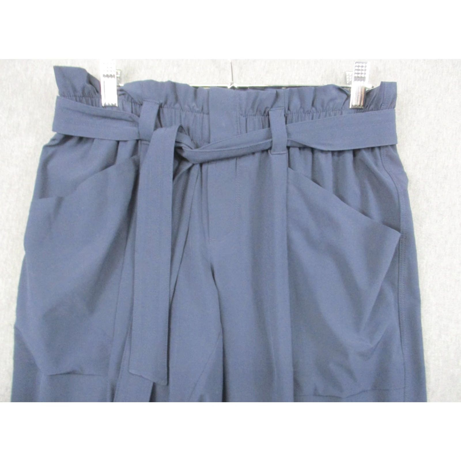 Athleta Athleta Pants Womens 4 Blue Paperbag Waist Belted Tapered Ankle Pockets Size 27" / US 4 / IT 40 - 3 Thumbnail