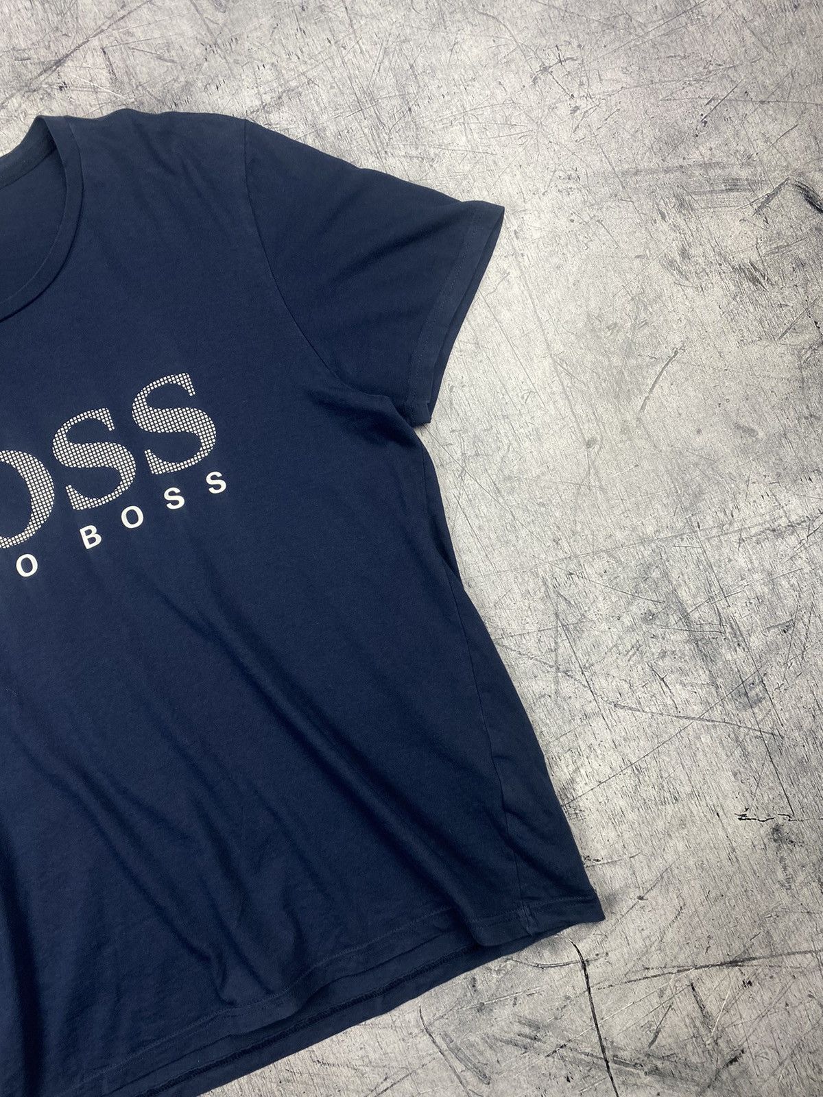 Hugo Boss Hugo Boss big logo luxury streetwear tee Size US L / EU 52-54 / 3 - 4 Thumbnail