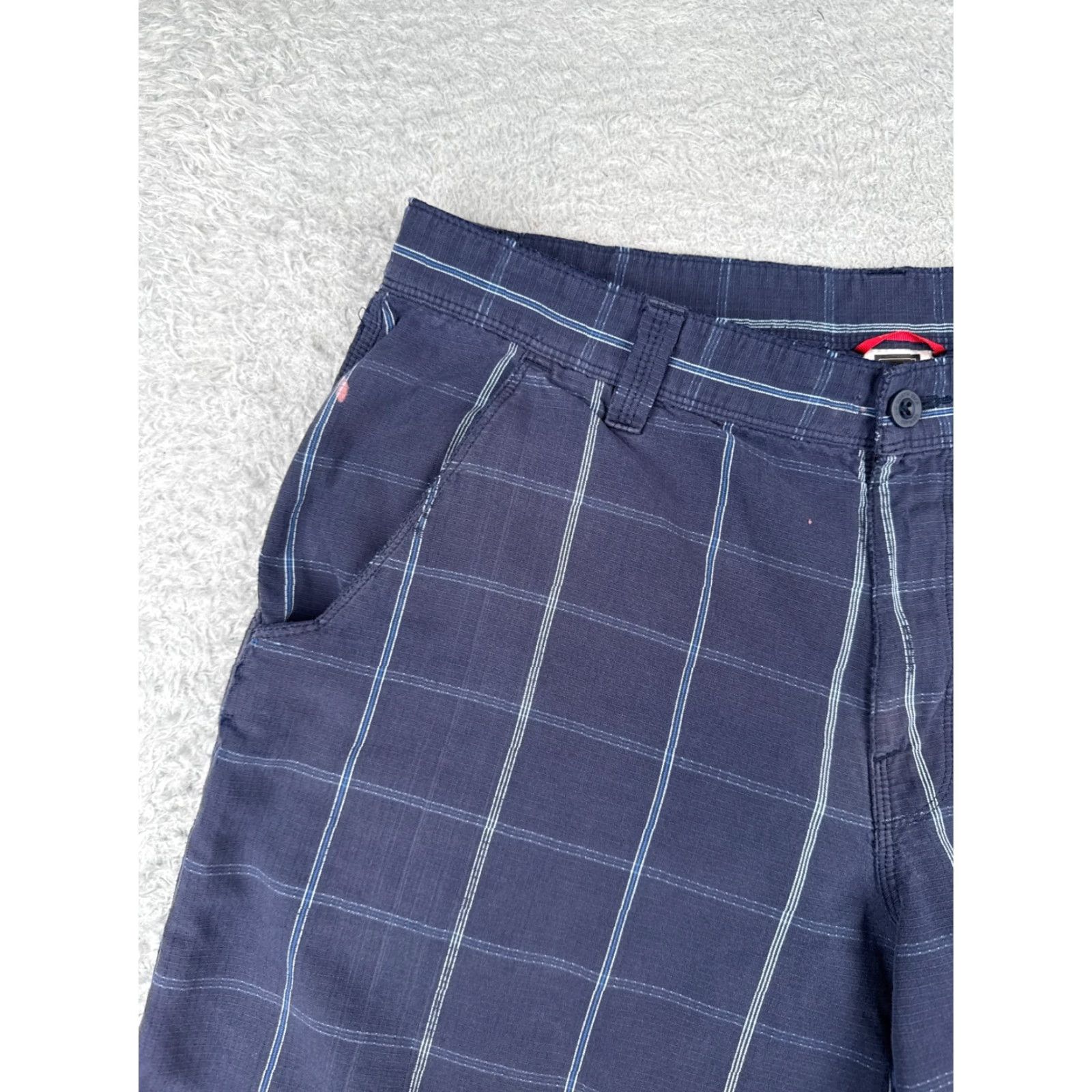 The North Face VINTAGE The North Face Shorts Mens 38 Blue Plaid Rip-Stop Fabric Cotton Blend Chino READ Size US 38 / EU 54 - 4 Thumbnail