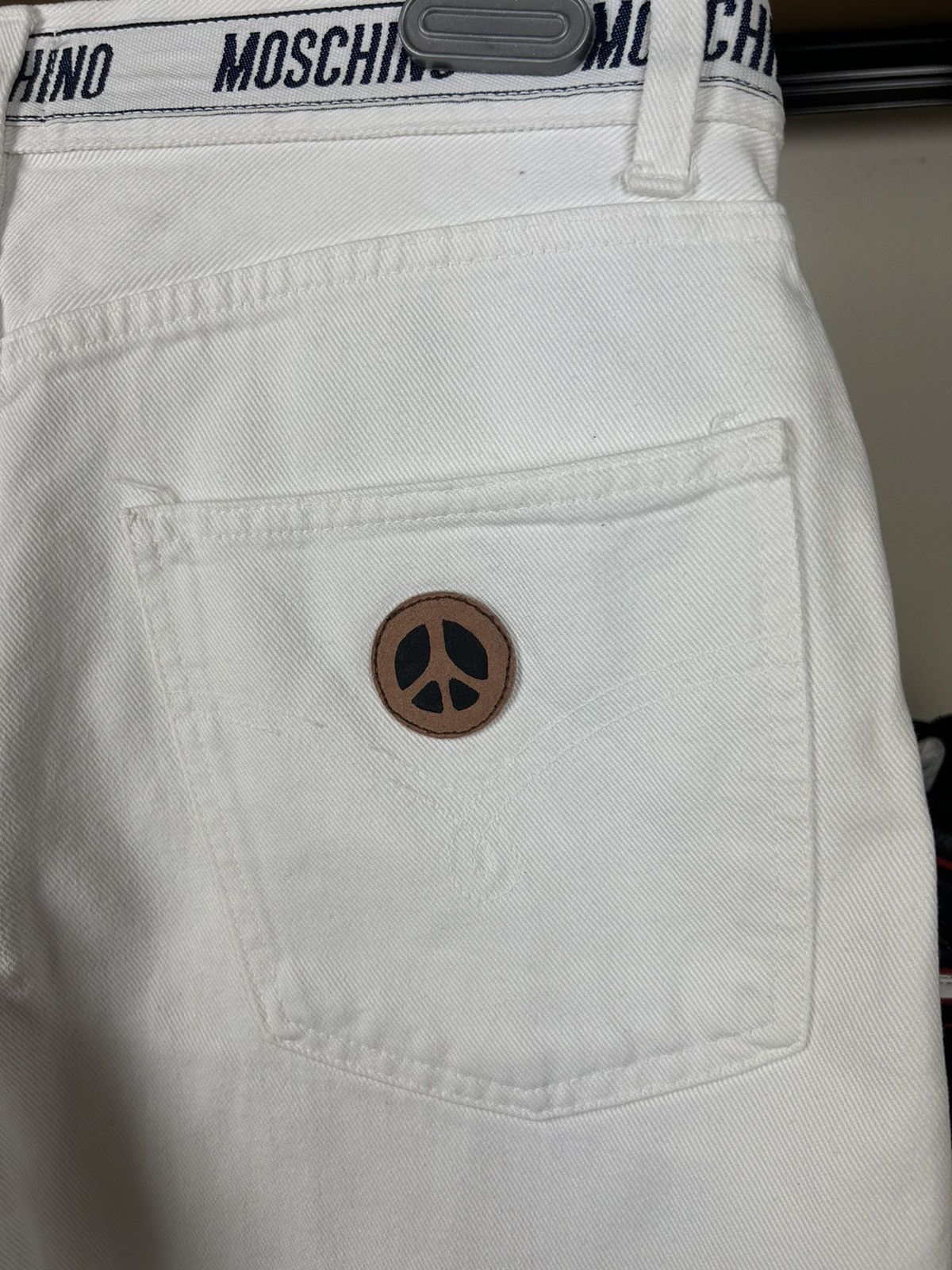 Designer × Moschino Moschino Italy 'Love and Peace' denim short pants Size US 32 / EU 48 - 2 Thumbnail