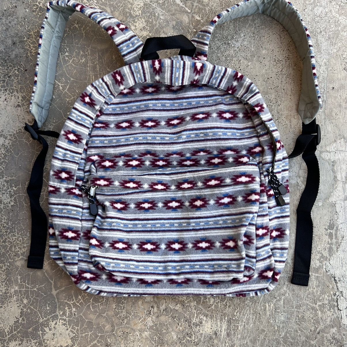 Uniqlo Uniqlo Nordic Native Micro Fleece Backpack Size ONE SIZE - 3 Thumbnail