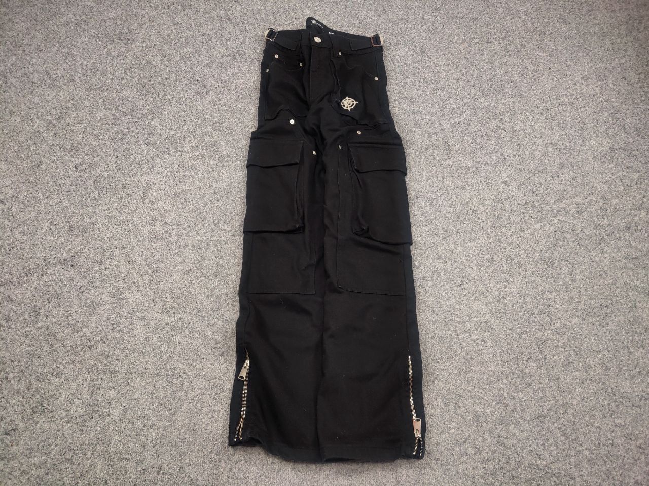 Other Vicinity Design Multipocket Zip logo cargo Back Baggy Pants Size US 30 / EU 46 - 2 Thumbnail