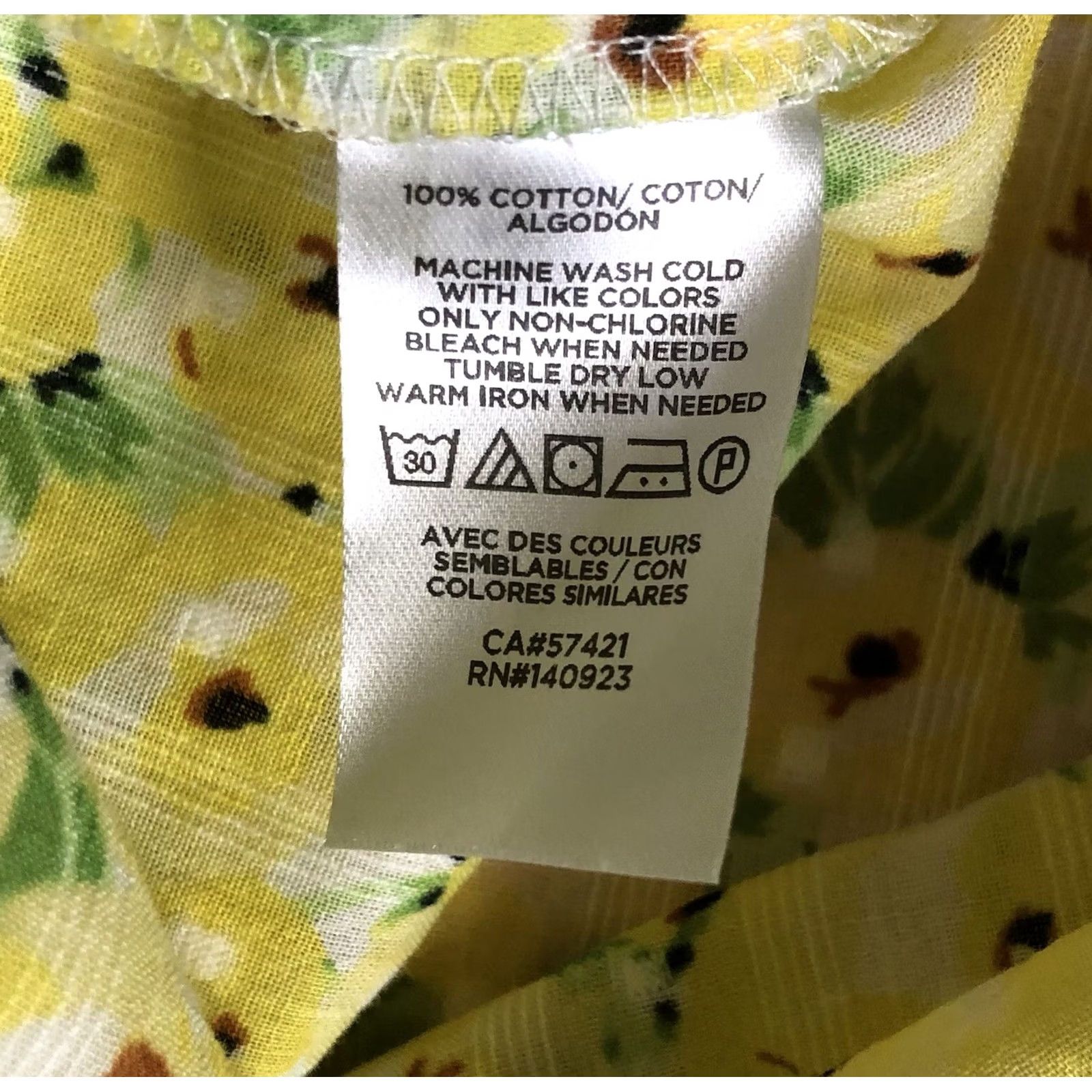 Ann Taylor Ann Taylor top yellow floral keyhole 3/4 sleeve Shirt Women PM Yellow Floral Keyhole 3/4 Sleeve Casual Workwear Button-Up Cotton Size M / US 6-8 / IT 42-44 - 5 Thumbnail
