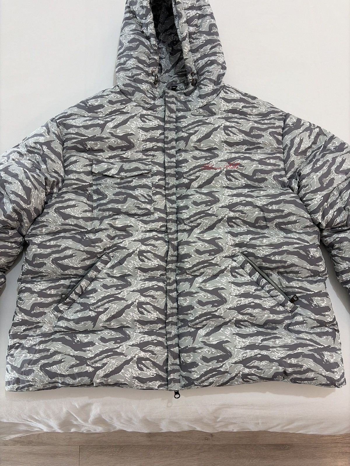 Siberia Hills Siberia Hills Camo Tiger Puffer Jacket FW19 Size US L / EU 52-54 / 3 - 5 Thumbnail