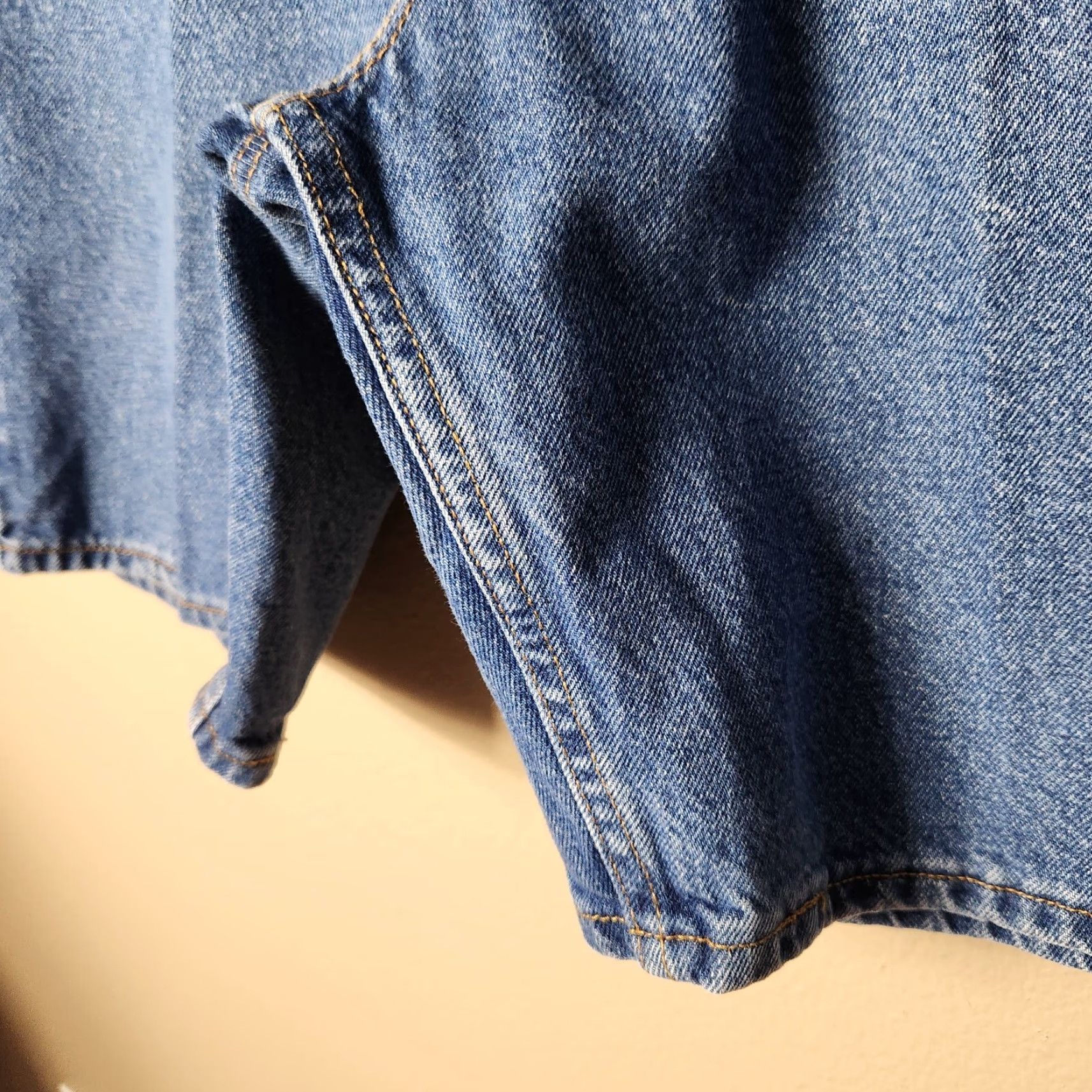 Levi's VINTAGE Levi's 550 Mens Bermuda Jean Shorts-Size 40 Blue 100% Cotton Relaxed Fit Y2K Classic Casual Size US 40 / EU 56 - 2 Thumbnail