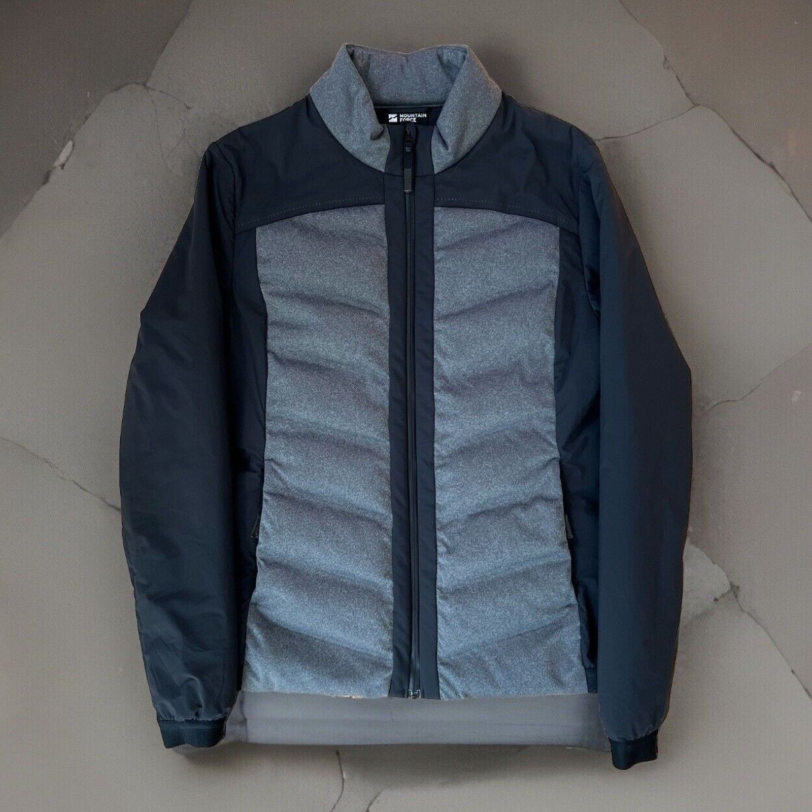 Arc'teryx Mountain Force Puffer Jacket Women's Medium Gray Full Zip Size M / US 6-8 / IT 42-44 - 1 Thumbnail