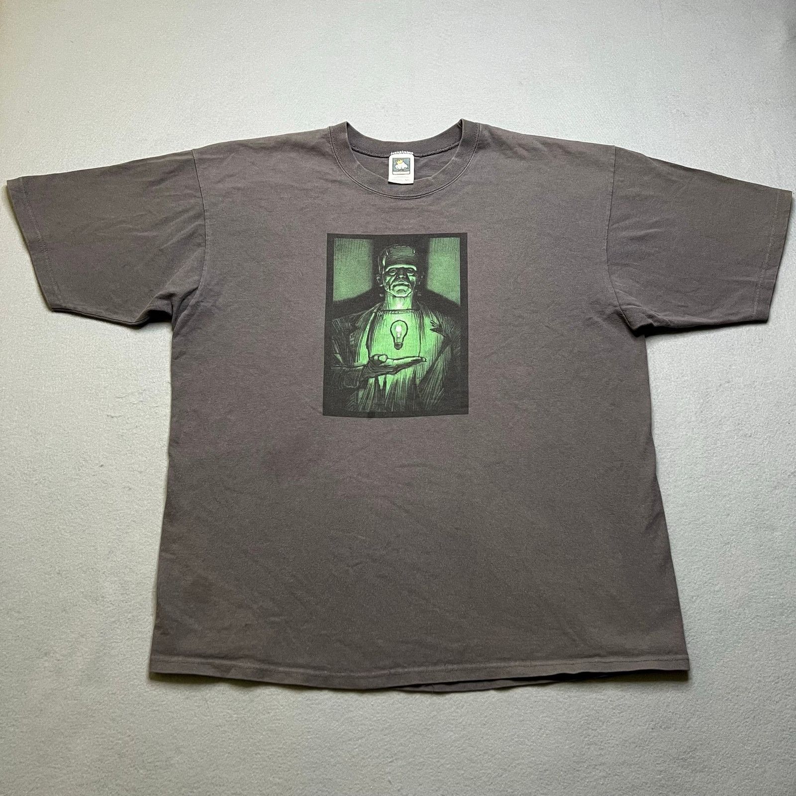 Vintage Vintage Frankenstein Glow Light Bulb T Shirt XL USA Horror Size US XL / EU 56 / 4 - 5 Thumbnail
