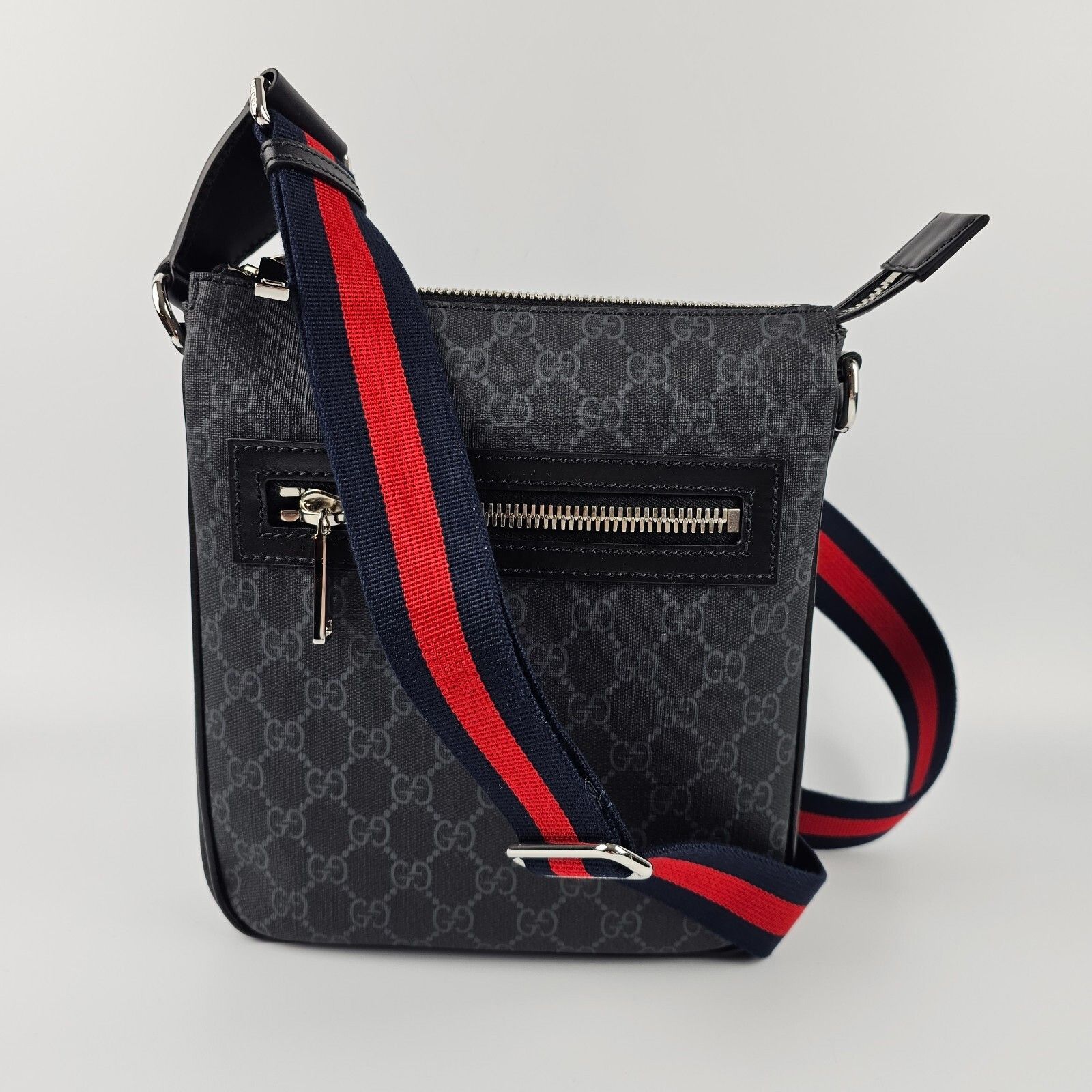 GUCCI GG Black Small $1580 Canvas Messenger Bag New And Auth