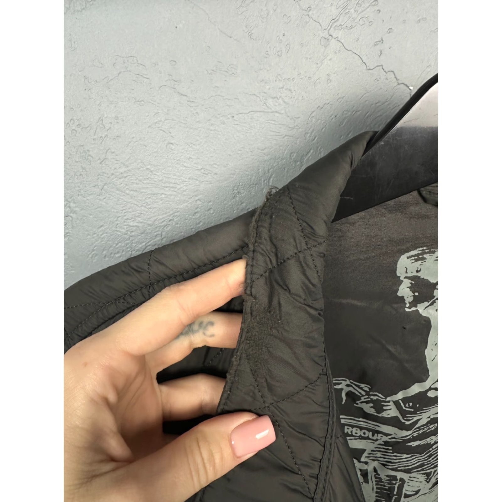 Barbour Barbour Barbour International Ariel Mens Quilted Jacket XL Gray Quilted Jacket Mens Barbour International Ariel XL Gray Size US XL / EU 56 / 4 - 4 Thumbnail