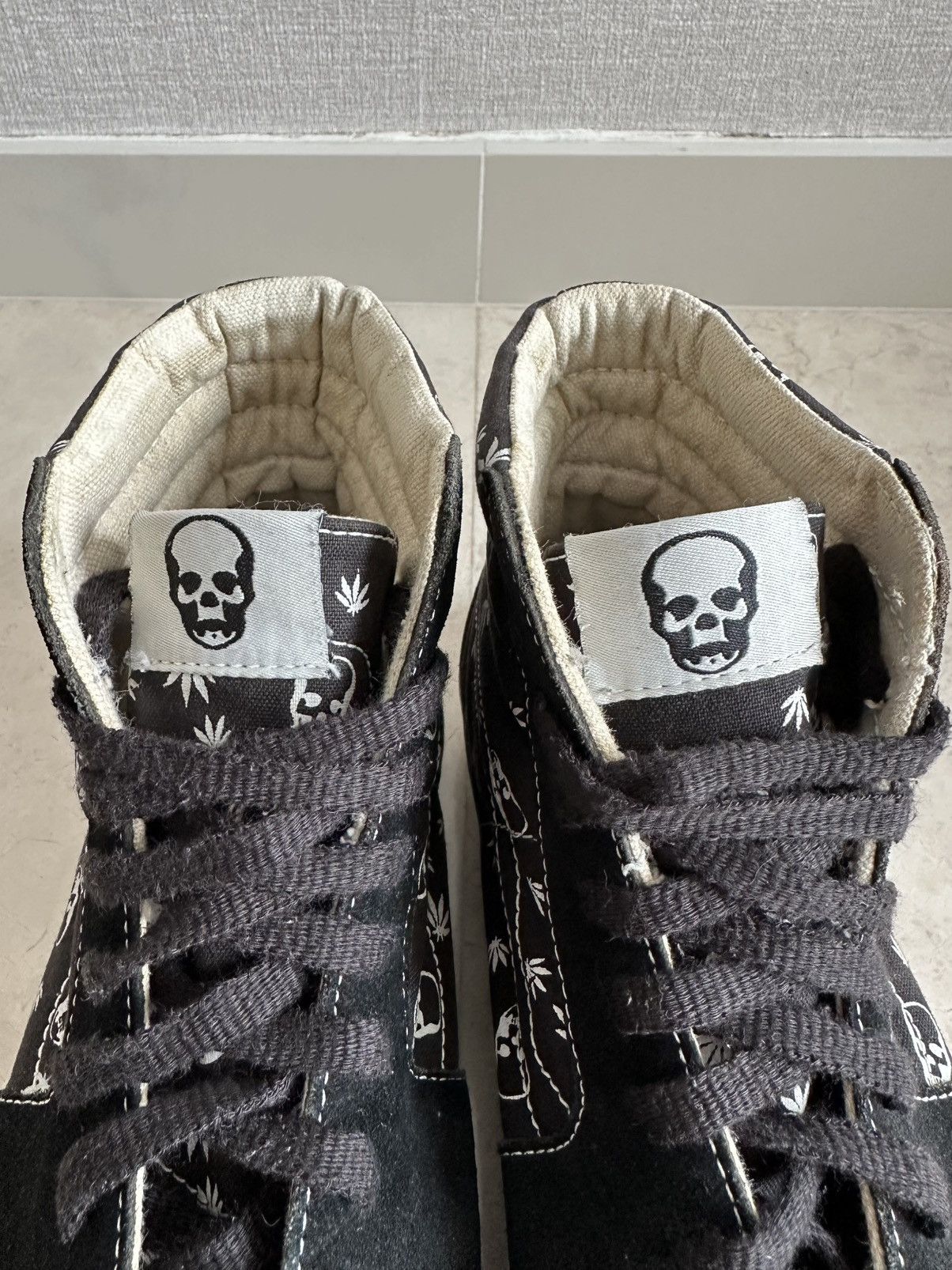 Vans Lucien Pellat-Finet Skull Marijuana Sk8-Hi Size US 8.5 / EU 41-42 - 5 Thumbnail