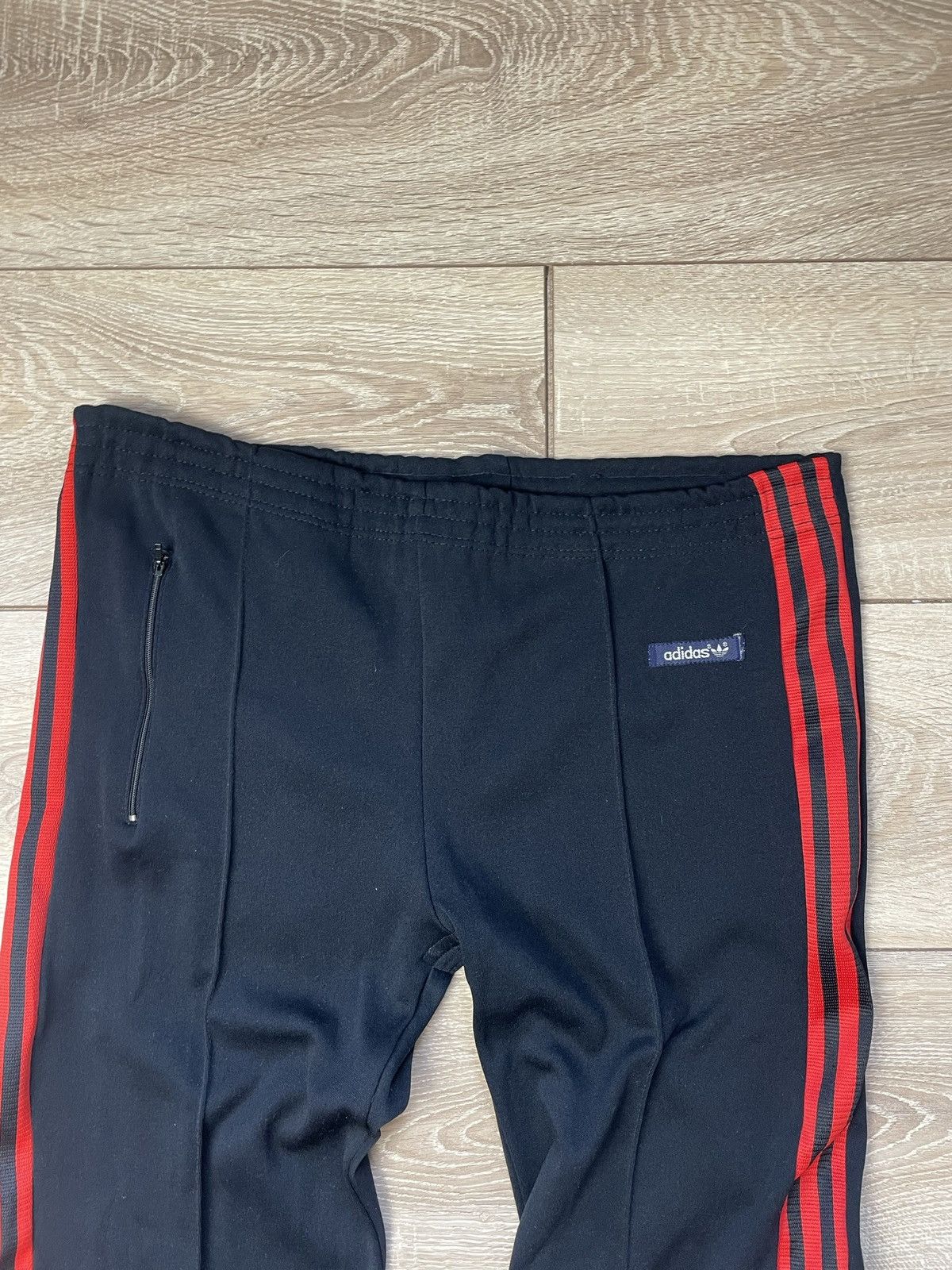 Adidas × Vintage Vintage Adidas 80s Track Pants Black Red Stripes Size US 36 / EU 52 - 3 Thumbnail