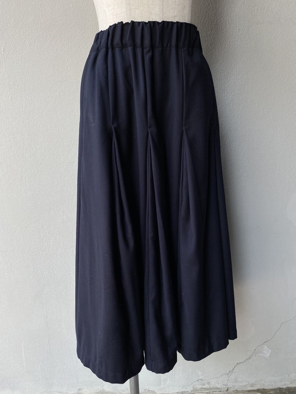 mercibeaucoup Mercibeaucoup Black Culottes Skirt Size 28" / US 6 / IT 42 - 13 Thumbnail