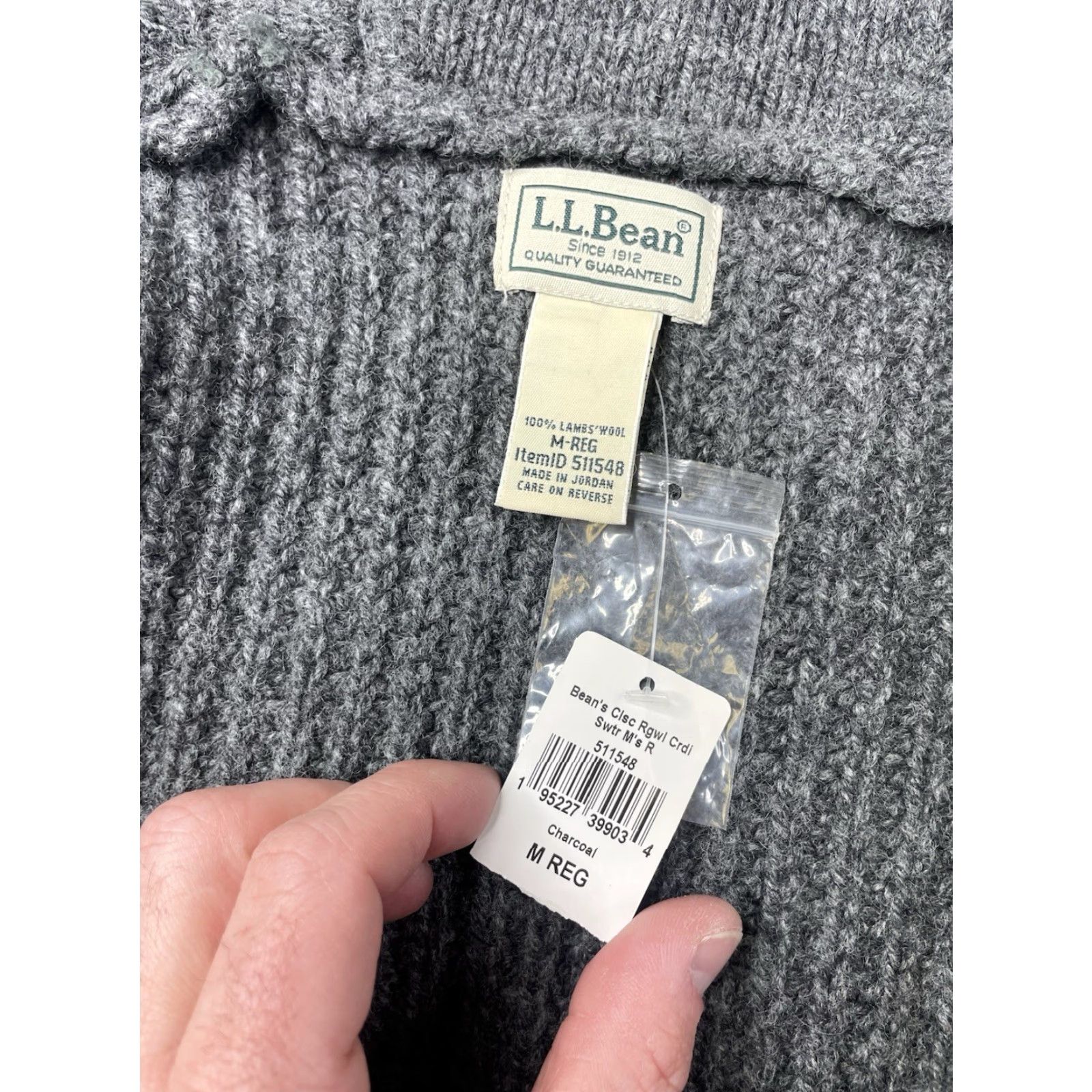 Vintage L.L. Bean Sweater Cardigan Mens Medium Gray Button Front Pocket Knit 100% Lambs Wool Regular Knit Style Outdoor Size US M / EU 48-50 / 2 - 2 Thumbnail