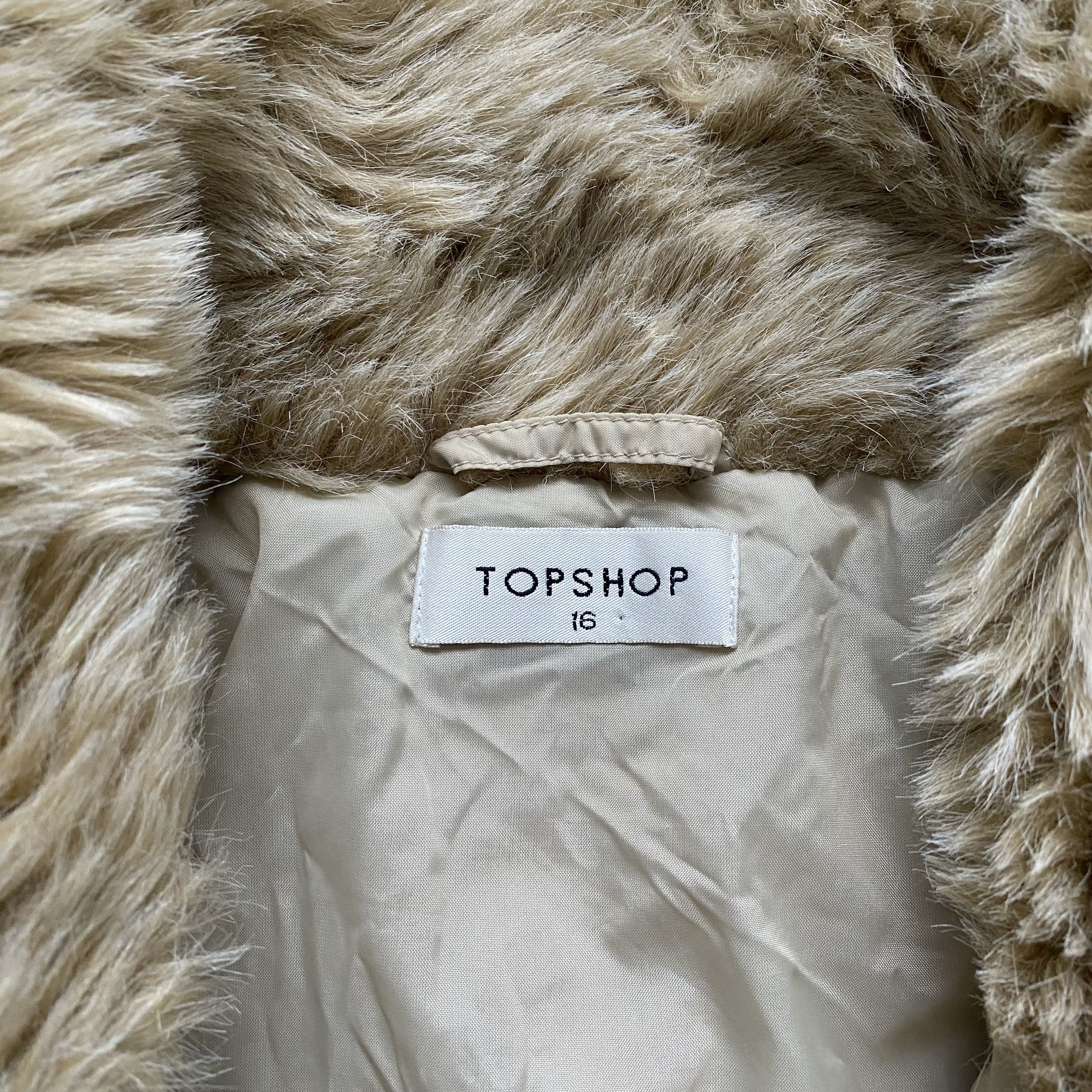If Six Was Nine Vintage 90s Cropp Faux Fur jacket Y2K japanese style UNISEX Size US M / EU 48-50 / 2 - 8 Thumbnail