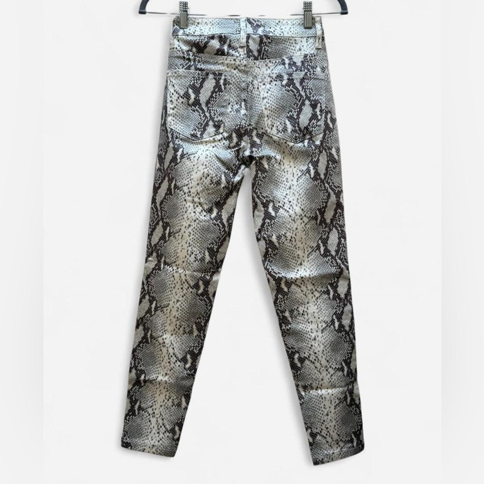 Fashion Nova Fashion Nova Snakeskin Print Skinny Pants Size Small Size 25" / US 0 / IT 36 - 2 Thumbnail